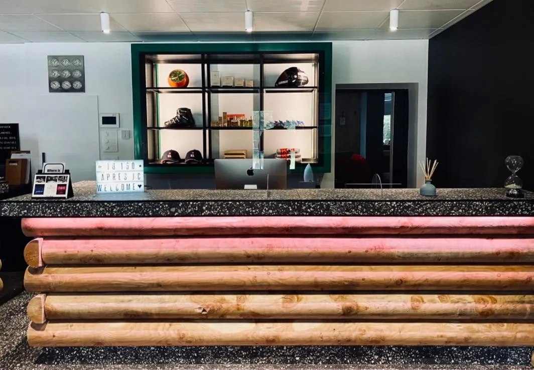 On-site shops in Hôtel 16 | 150 Montagne & Spa Nuxe