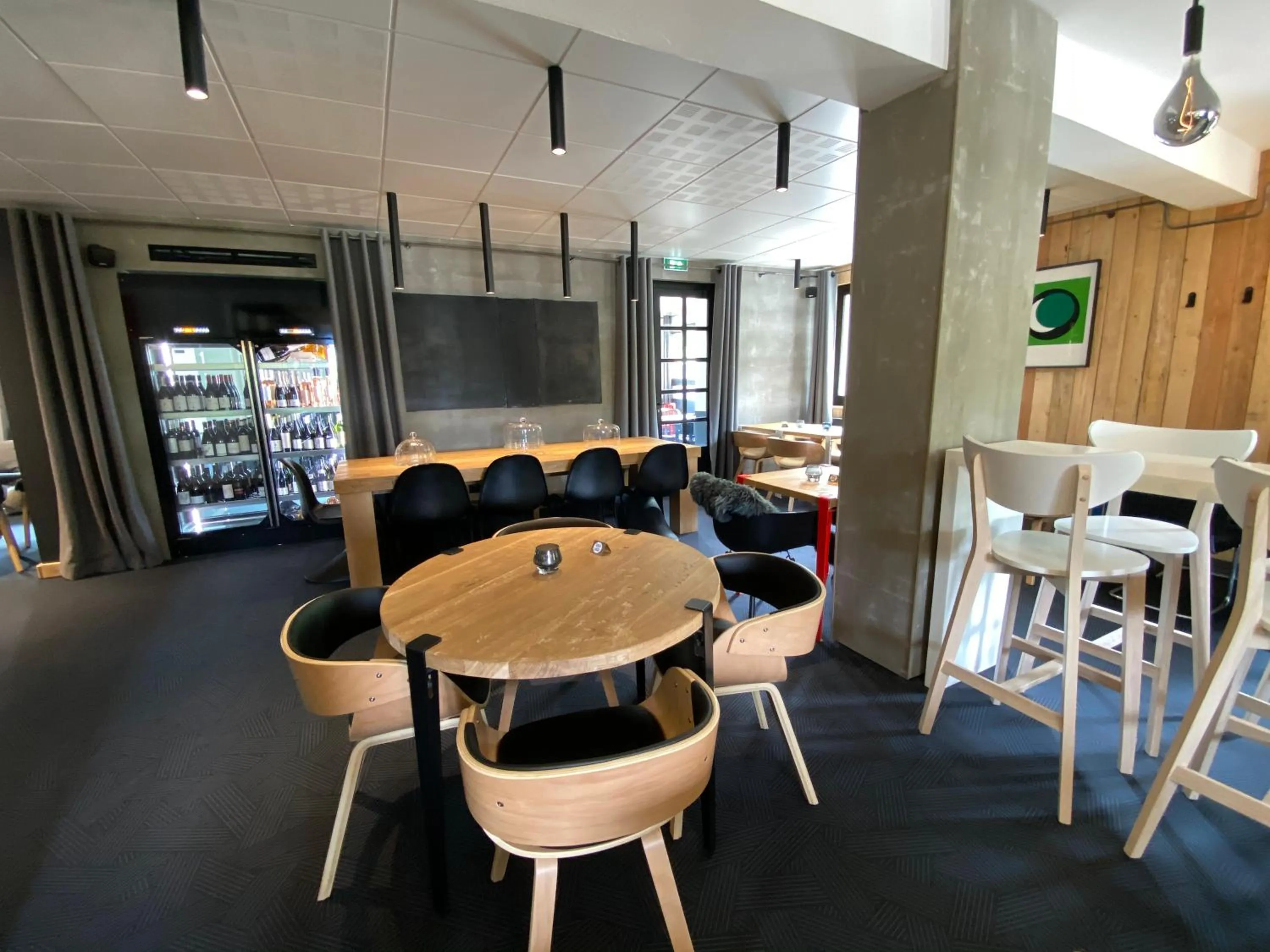 Restaurant/places to eat in Hôtel 16 | 150 Montagne & Spa Nuxe