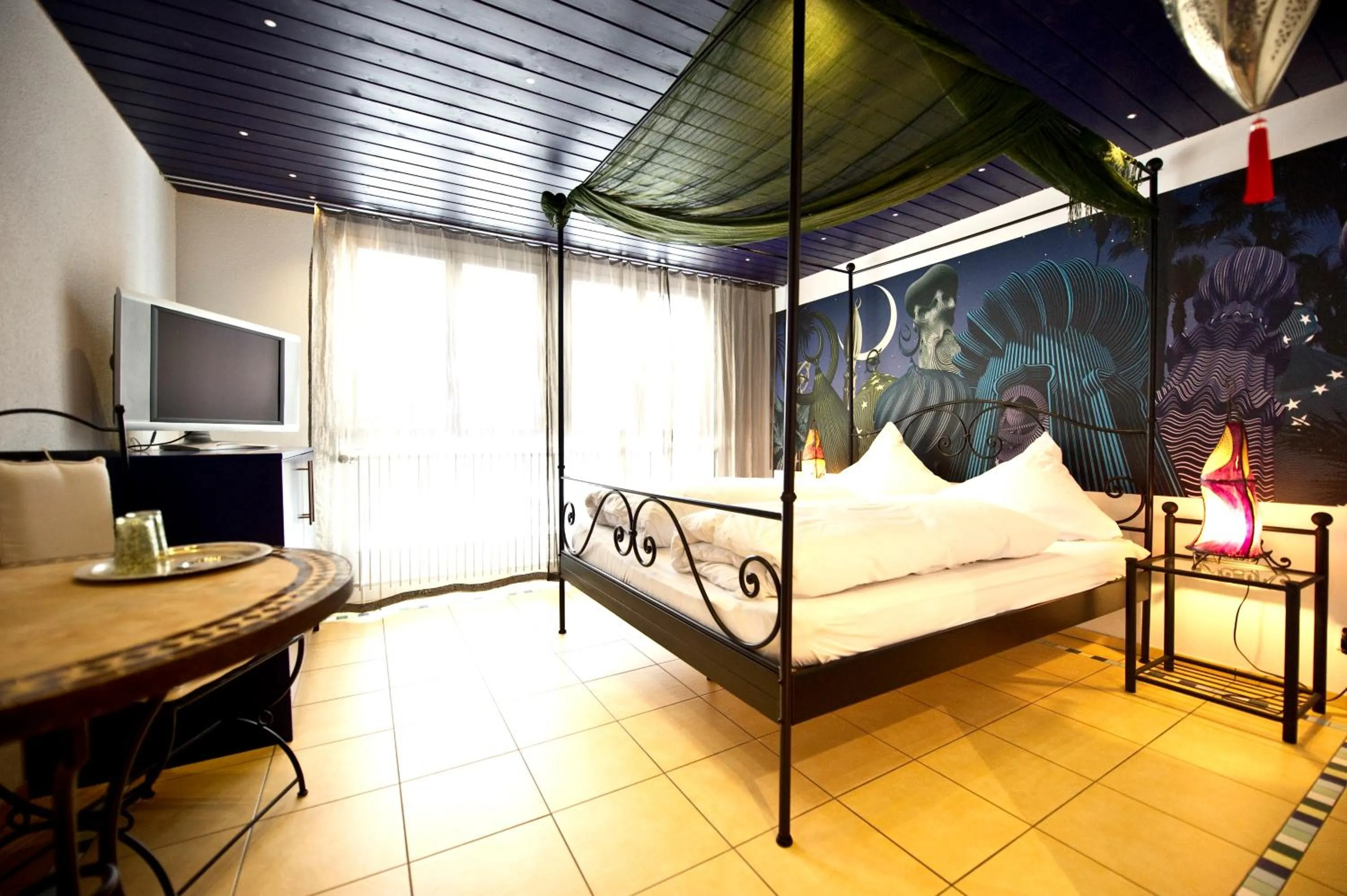 Bed in Landgasthof und Seminarhotel Lueg