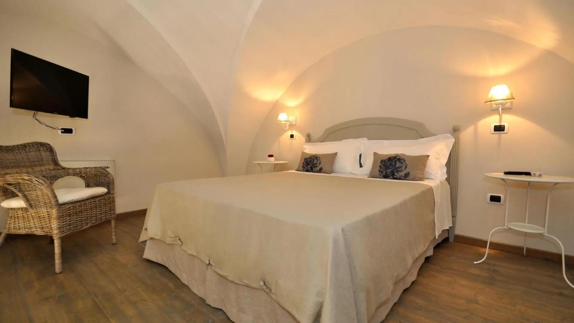 Family Junior Suite - single occupancy in Don Alfonso Dimora D'epoca