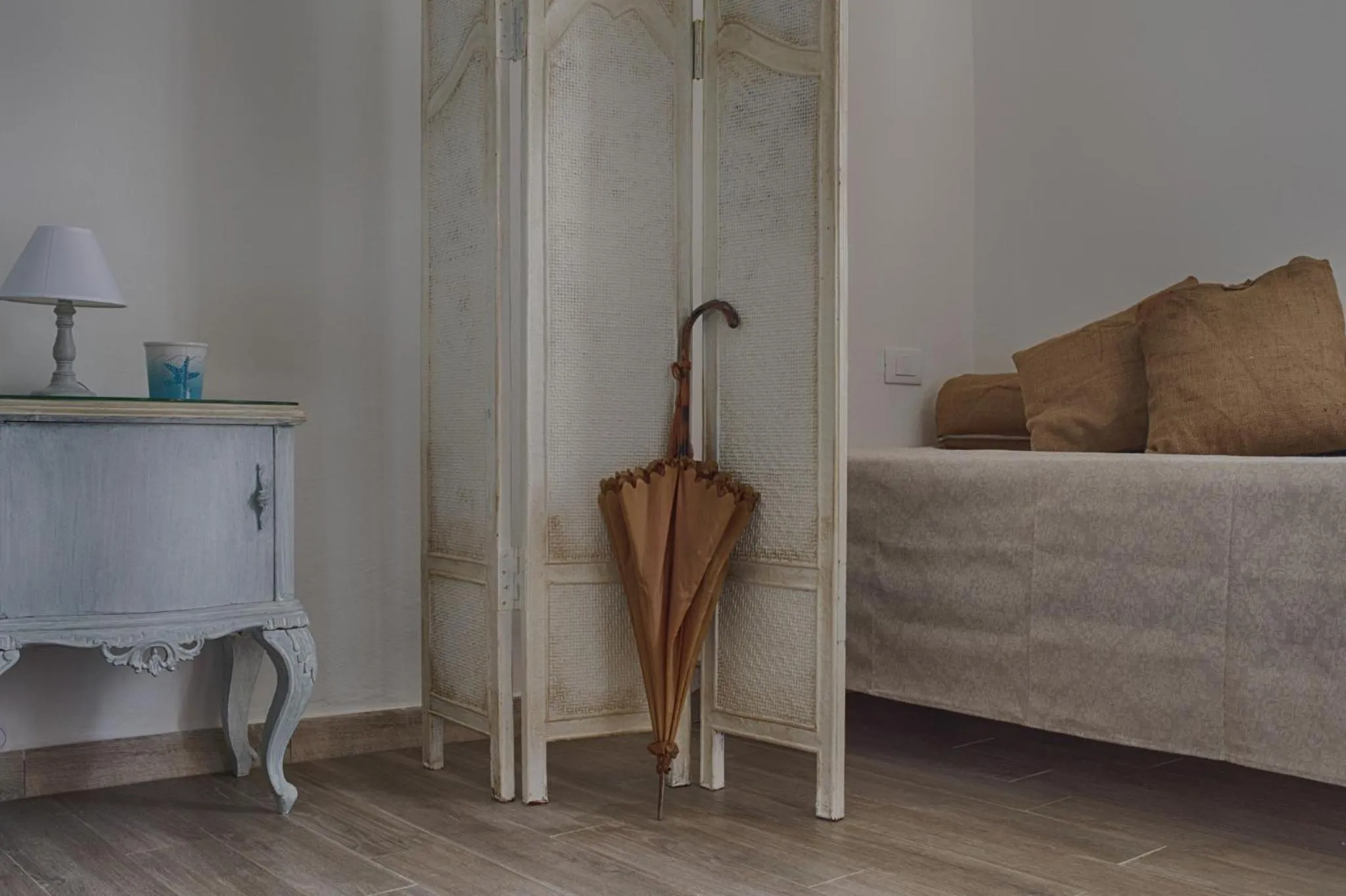 Decorative detail, Bed in B.E.A. Maison