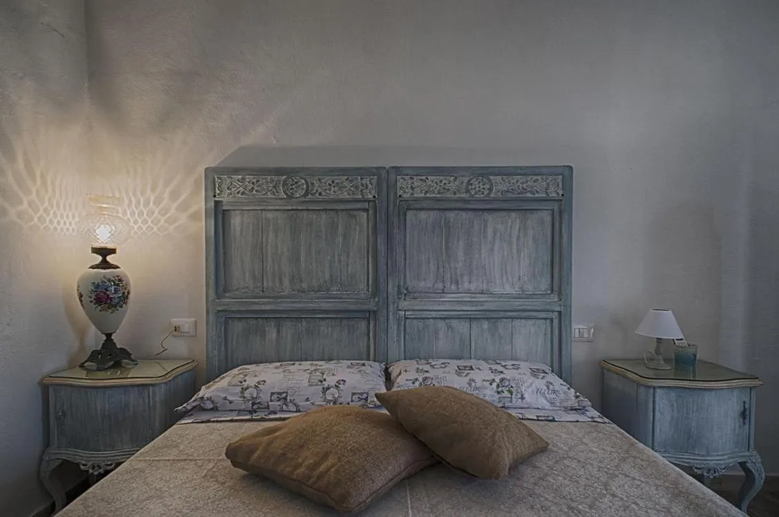 Property building, Bed in B.E.A. Maison