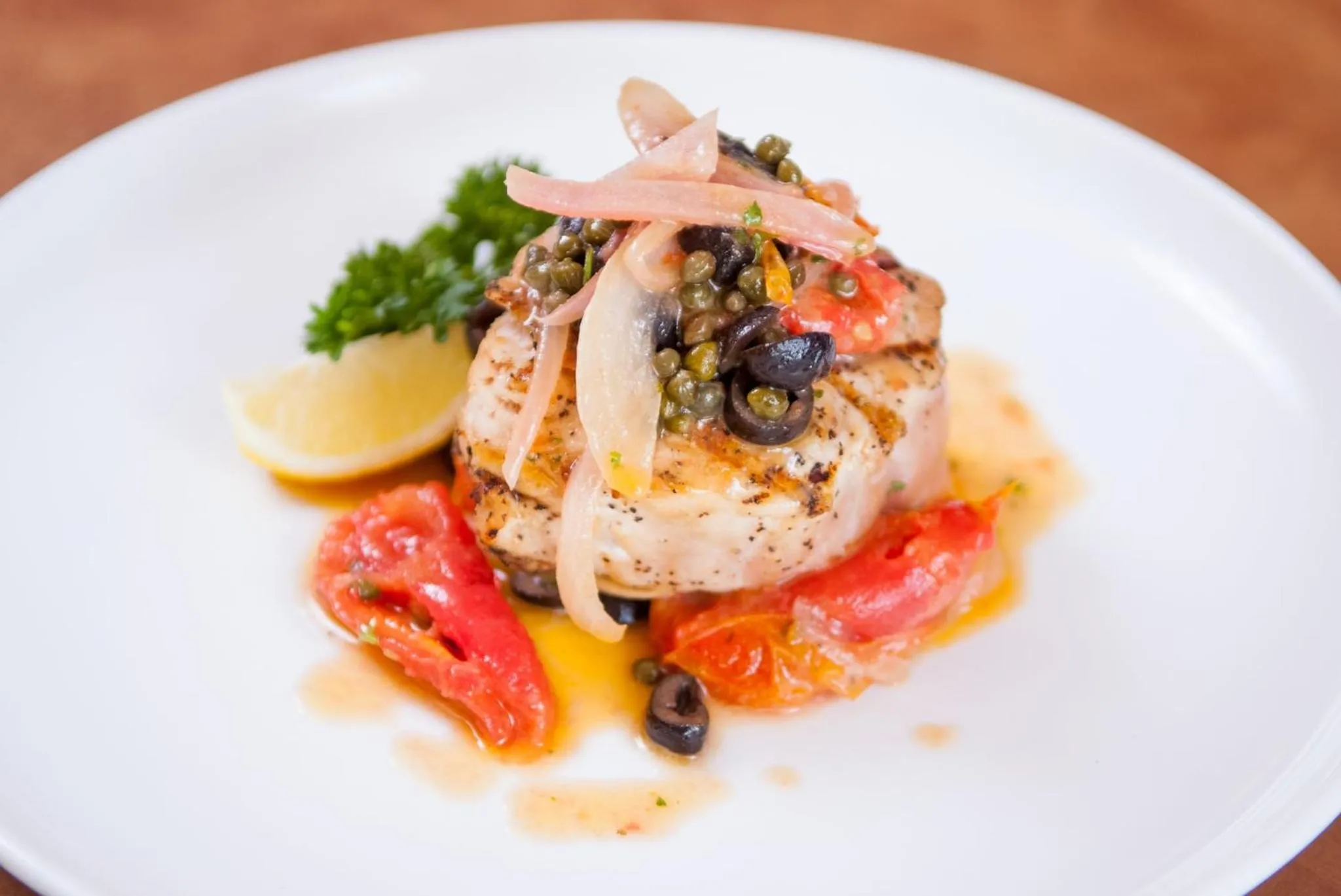 Restaurant/places to eat in Crowne Plaza Executive Center Baton Rouge by IHG