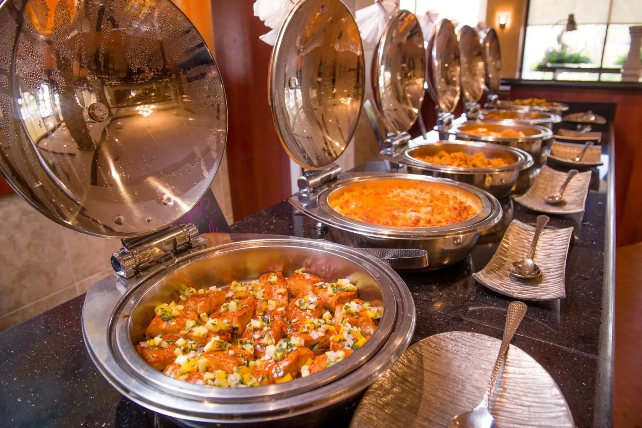 Restaurant/places to eat in Crowne Plaza Executive Center Baton Rouge by IHG Restaurant/places to eat in Crowne Plaza Executive Center Baton Rouge by IHG