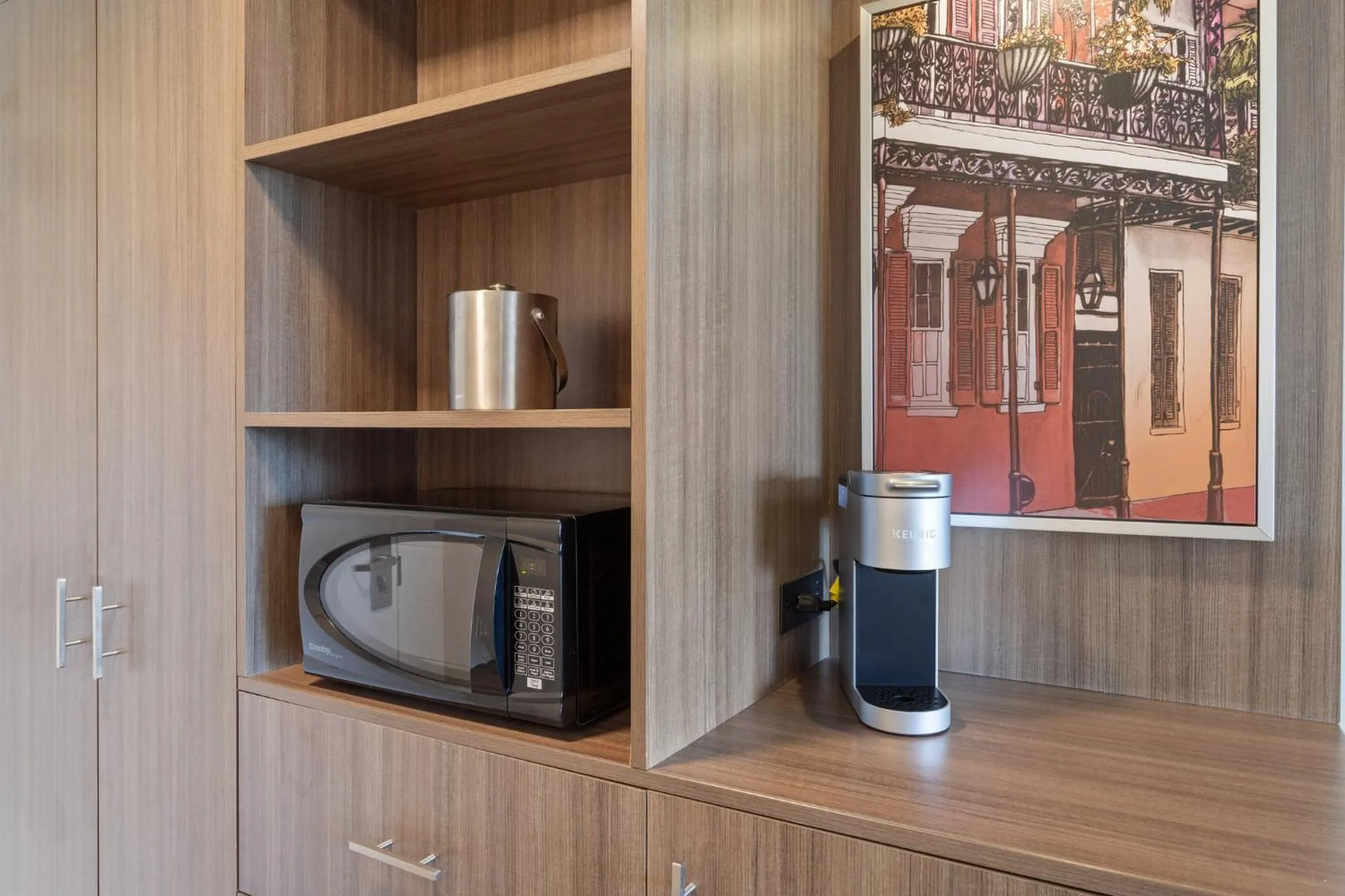 Bedroom in Crowne Plaza Executive Center Baton Rouge by IHG