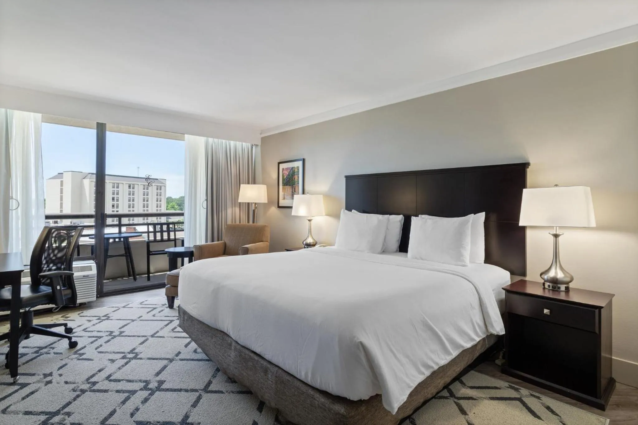Photo of the whole room, Bed in Crowne Plaza Executive Center Baton Rouge by IHG