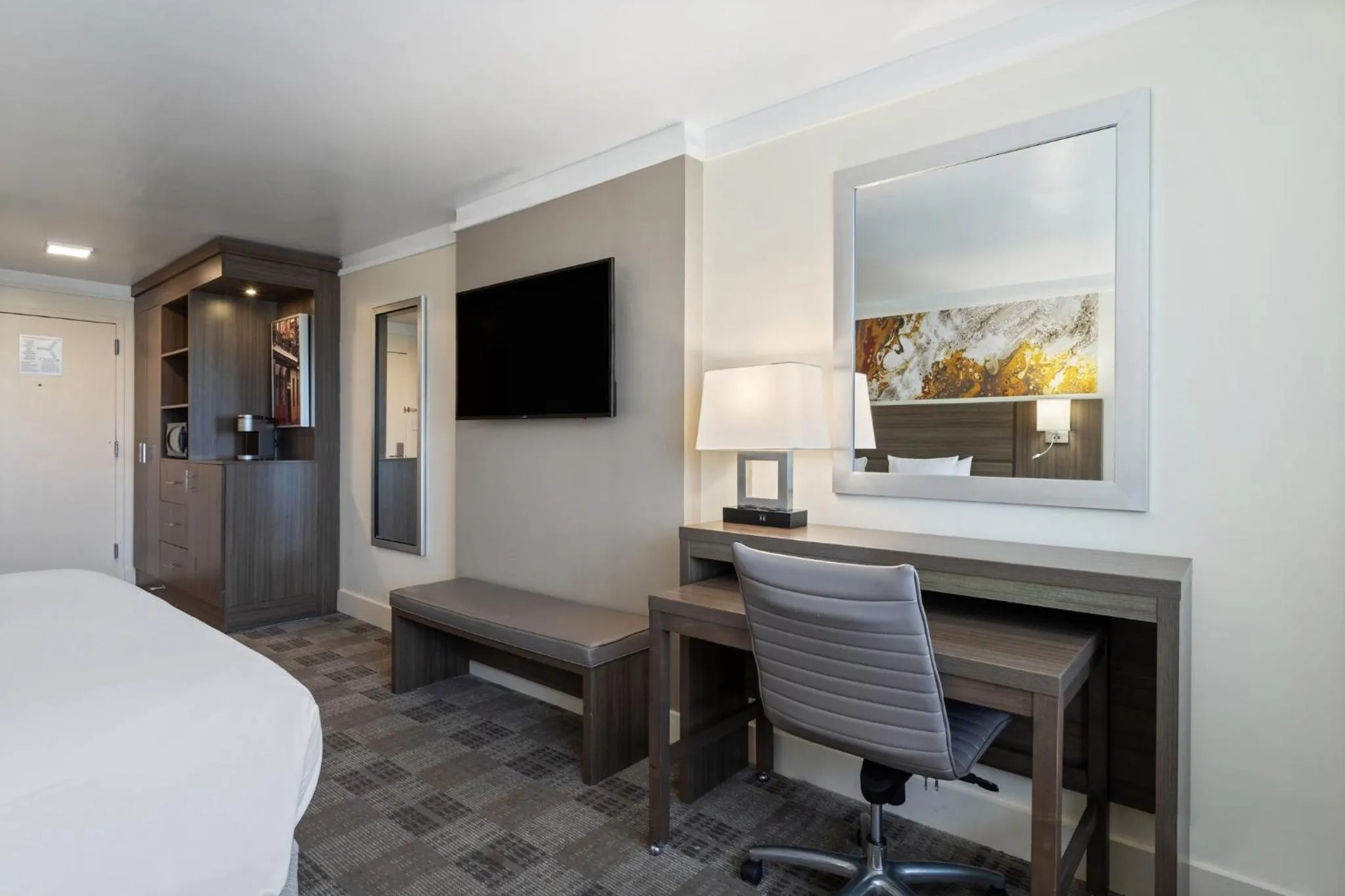 Photo of the whole room, Bed in Crowne Plaza Executive Center Baton Rouge by IHG