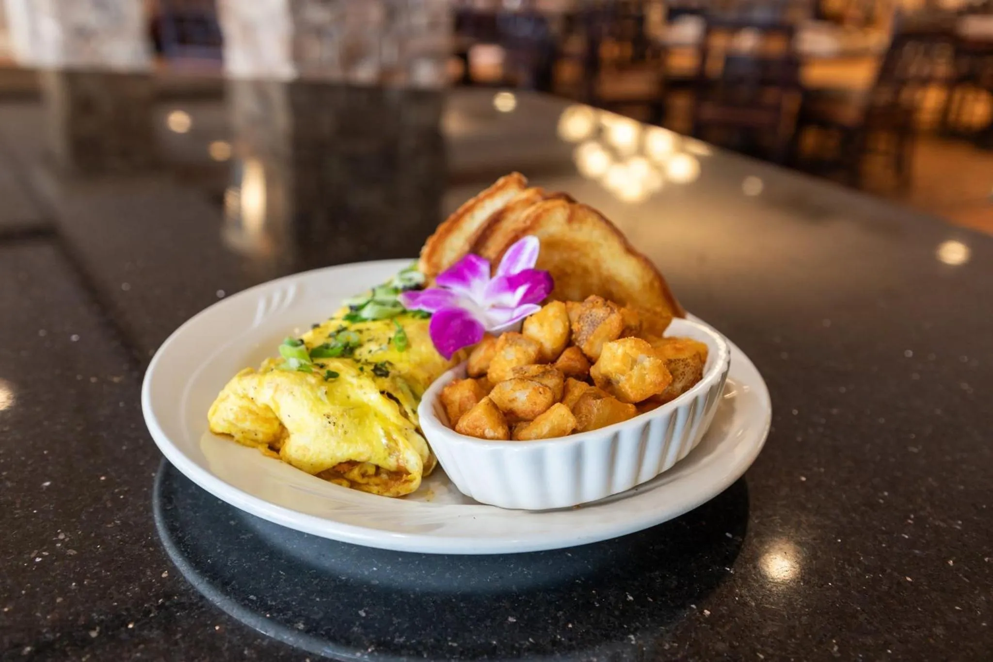 Restaurant/places to eat in Crowne Plaza Executive Center Baton Rouge by IHG