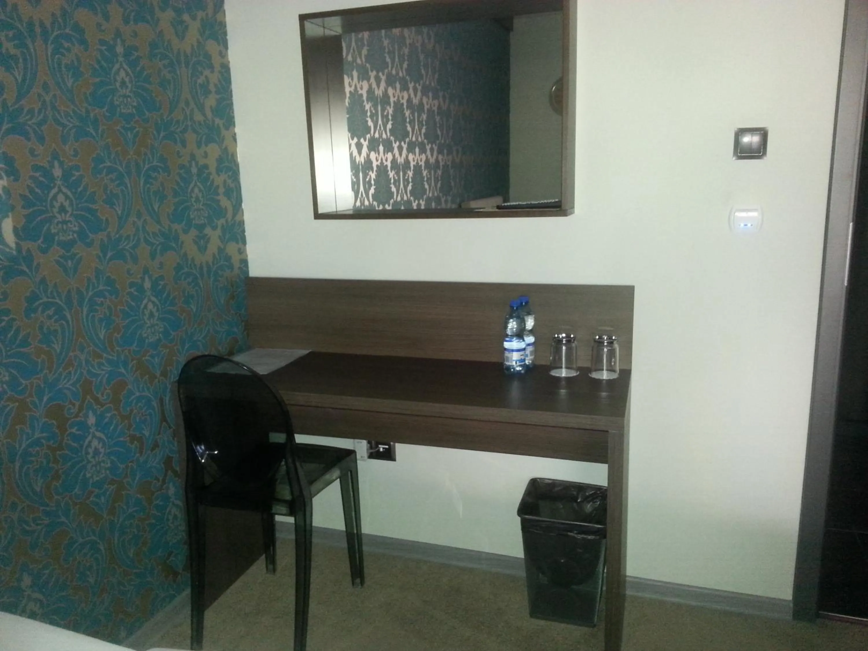 Photo of the whole room in B&M Guesthouse