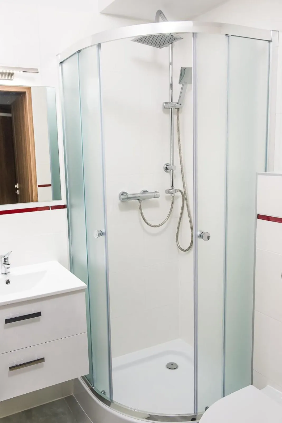 Shower in B&M Guesthouse