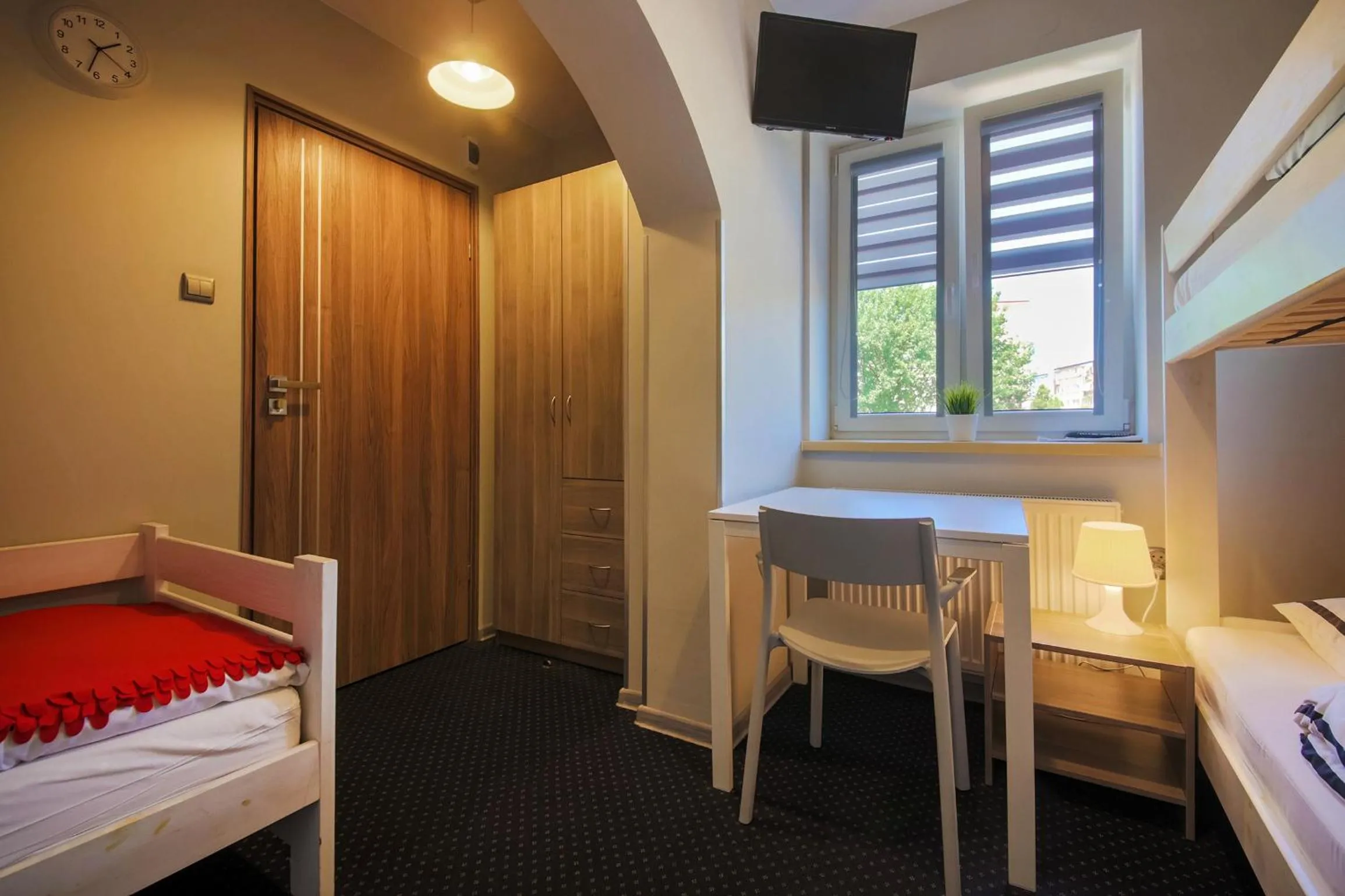 bunk bed, Bed in B&M Guesthouse