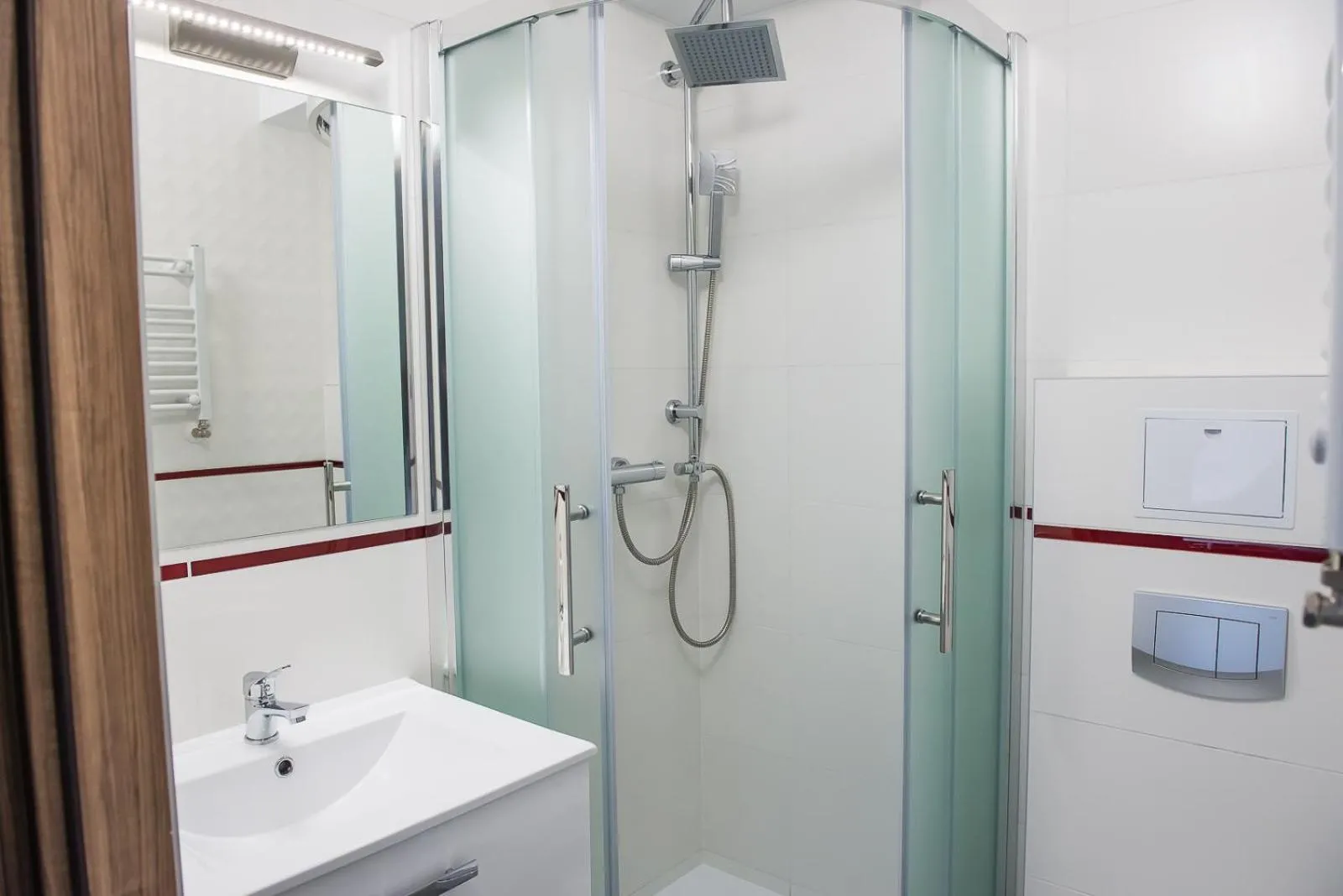 Shower in B&M Guesthouse