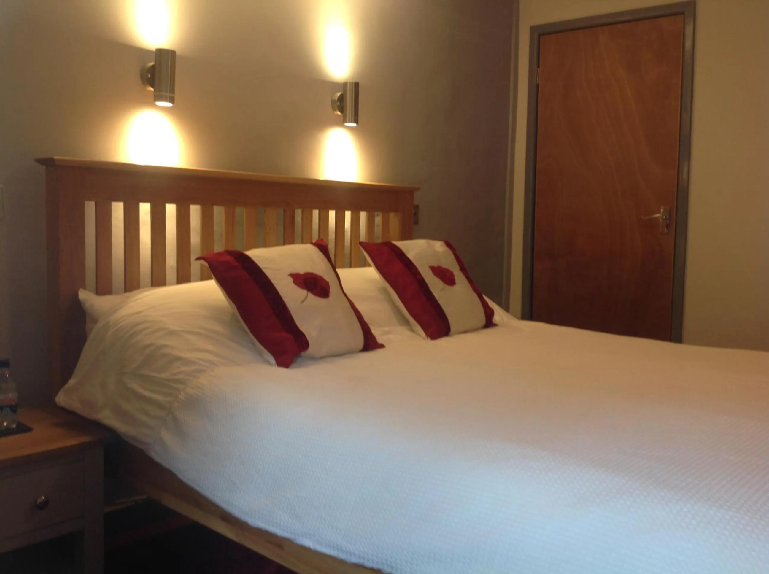 Bedroom, Bed in Afon Duad Inn