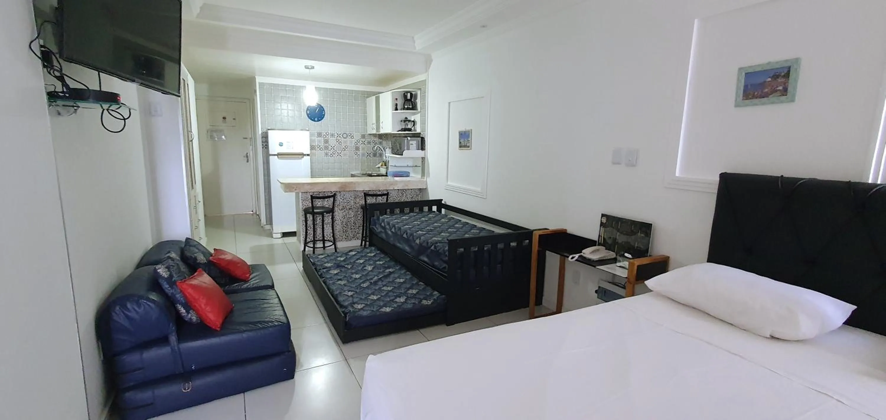 Bedroom, Bed in Farol Barra Flat