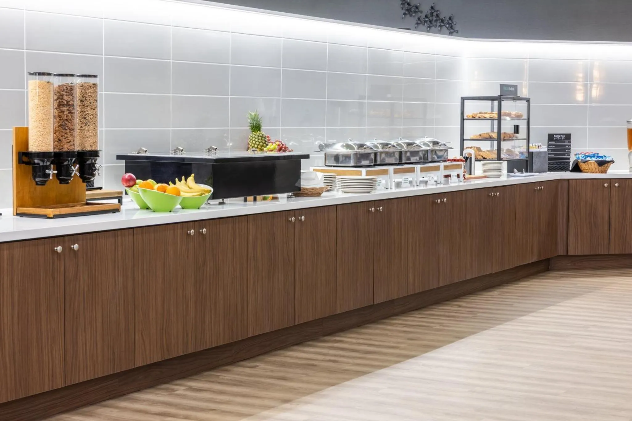 Breakfast in Holiday Inn Philadelphia South-Swedesboro by IHG