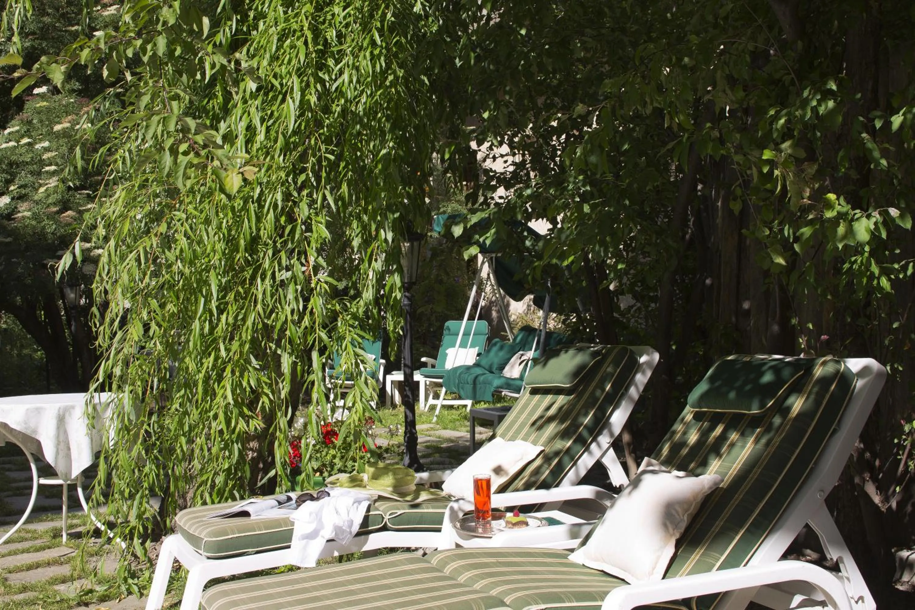 Day in L'Auberge du Choucas