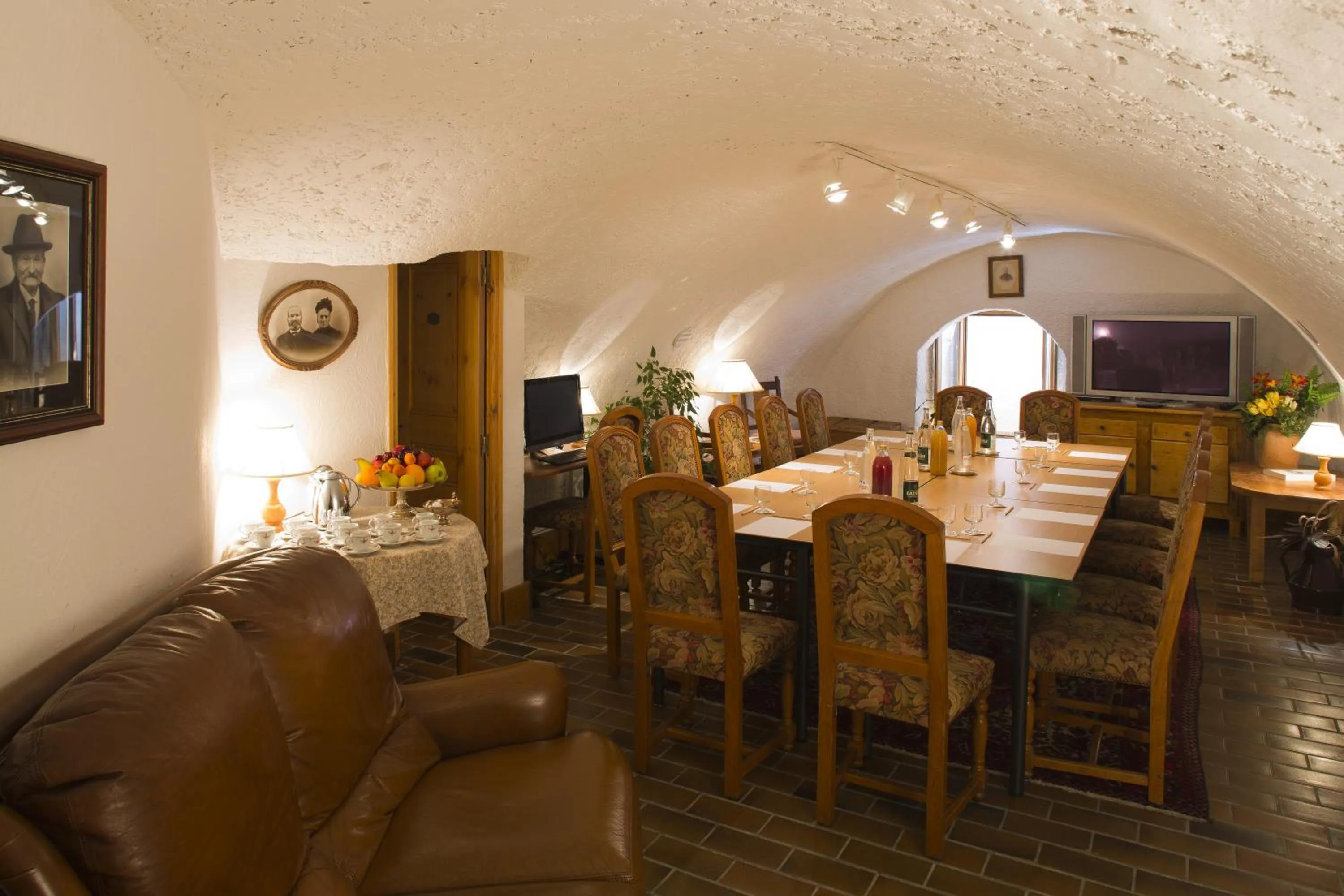 Meeting/conference room in L'Auberge du Choucas