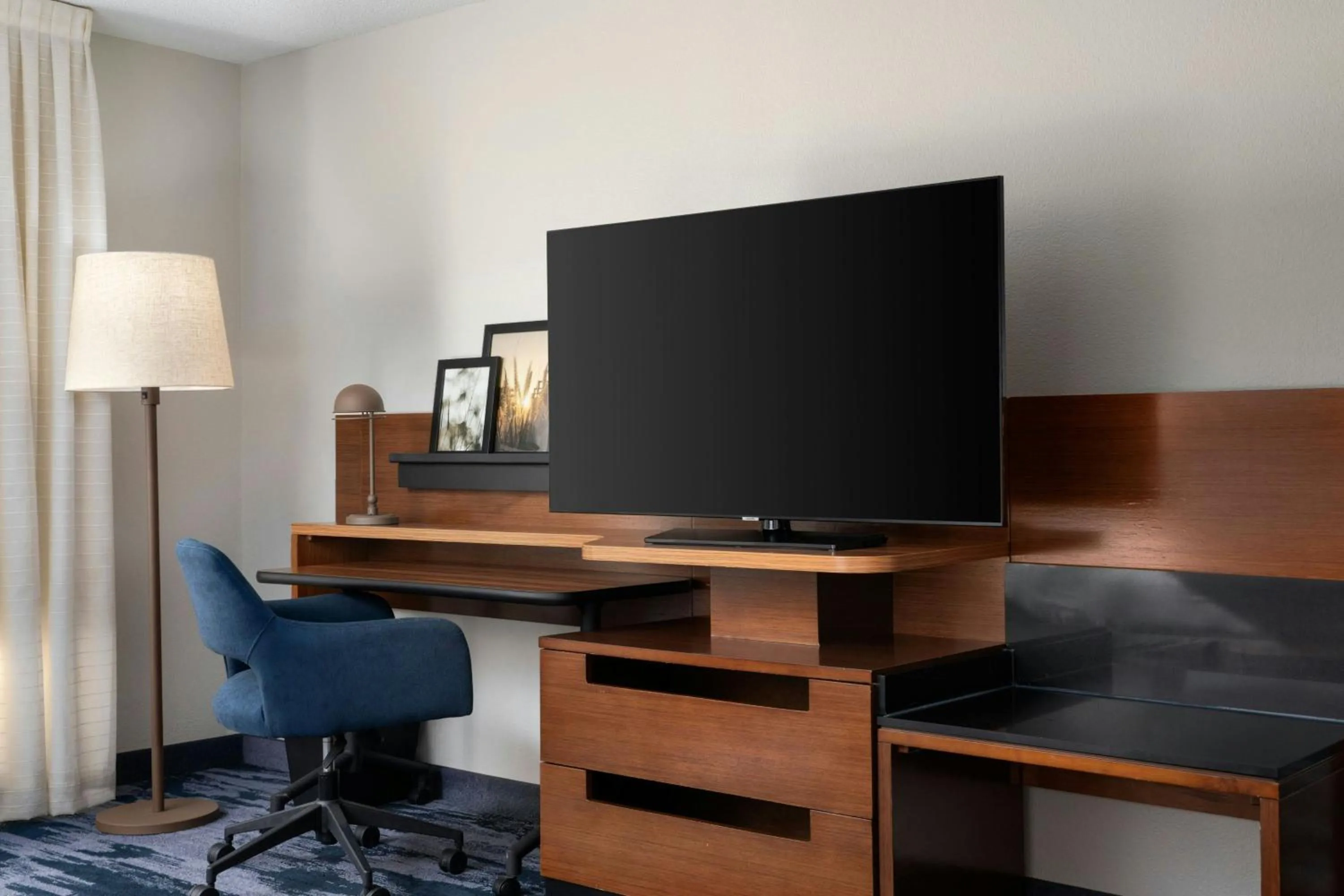 Photo of the whole room in Fairfield Inn & Suites by Marriott Chesapeake Suffolk