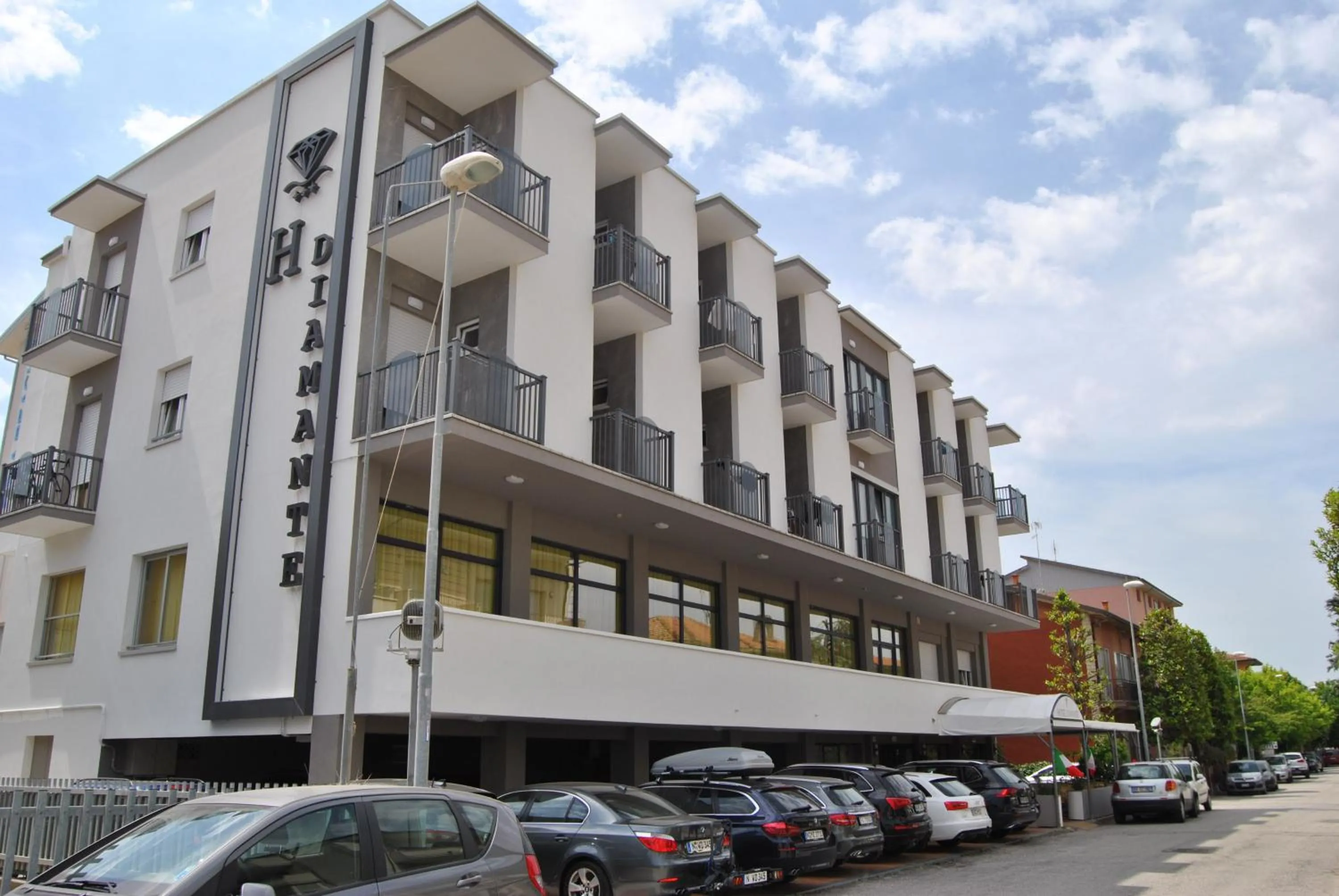 Street view in Hotel Diamante COLAZIONE XL PARCHEGGIO GRATIS A 5 CHILOMETRI DA RIMINI FIERA