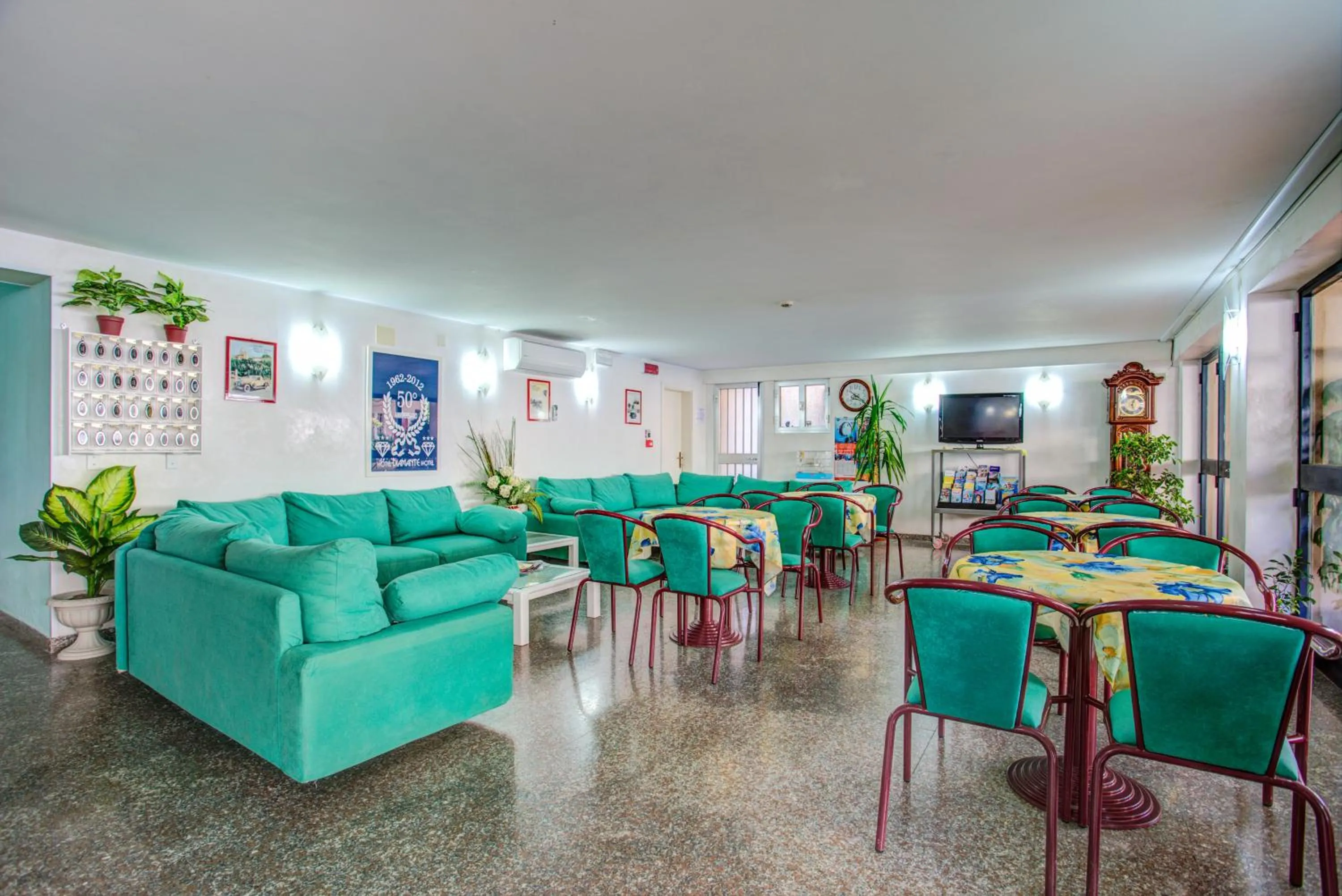 Hotel Diamante COLAZIONE XL PARCHEGGIO GRATIS A 5 CHILOMETRI DA RIMINI FIERA