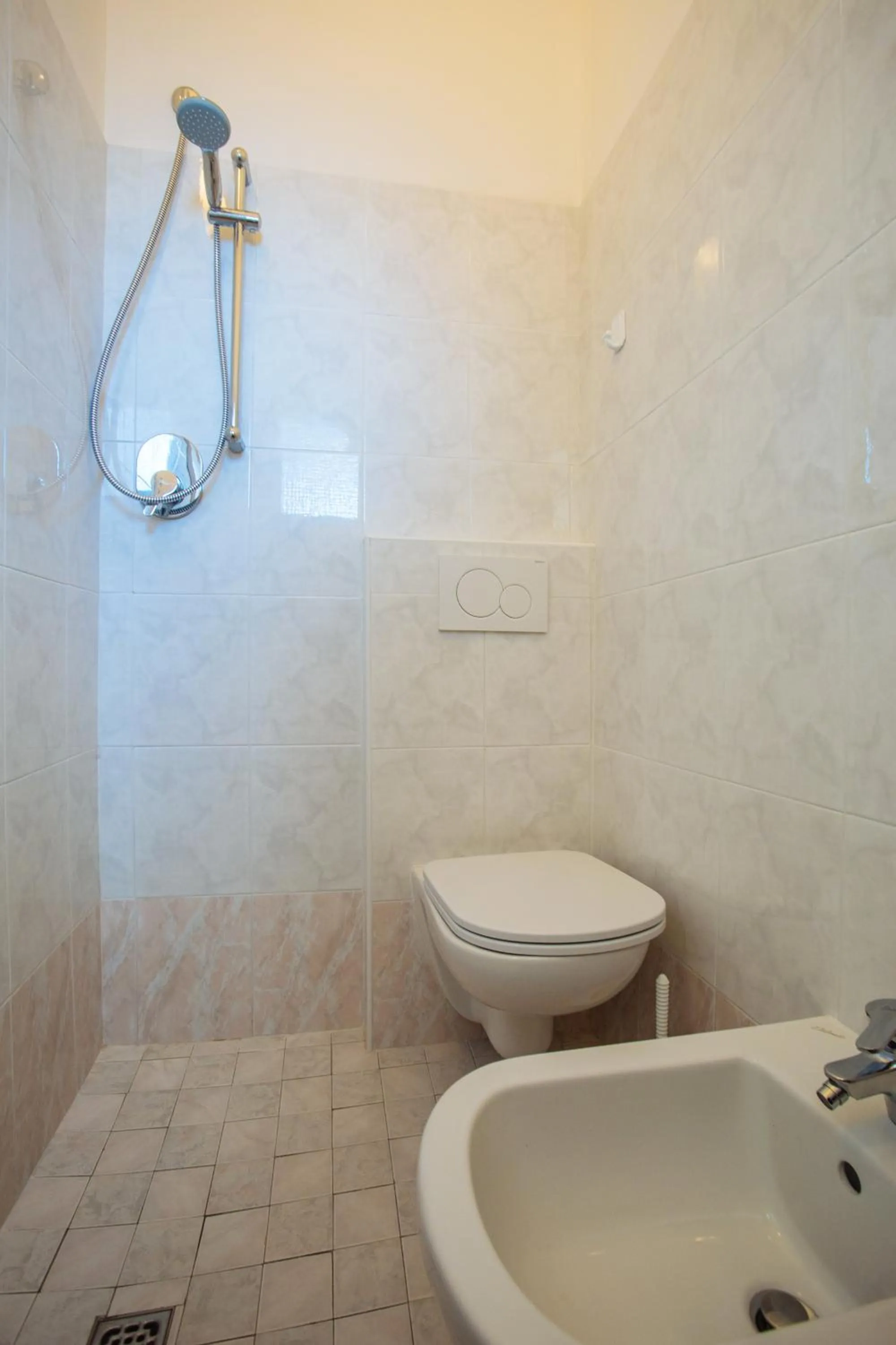 Hotel Diamante COLAZIONE XL PARCHEGGIO GRATIS A 5 CHILOMETRI DA RIMINI FIERA