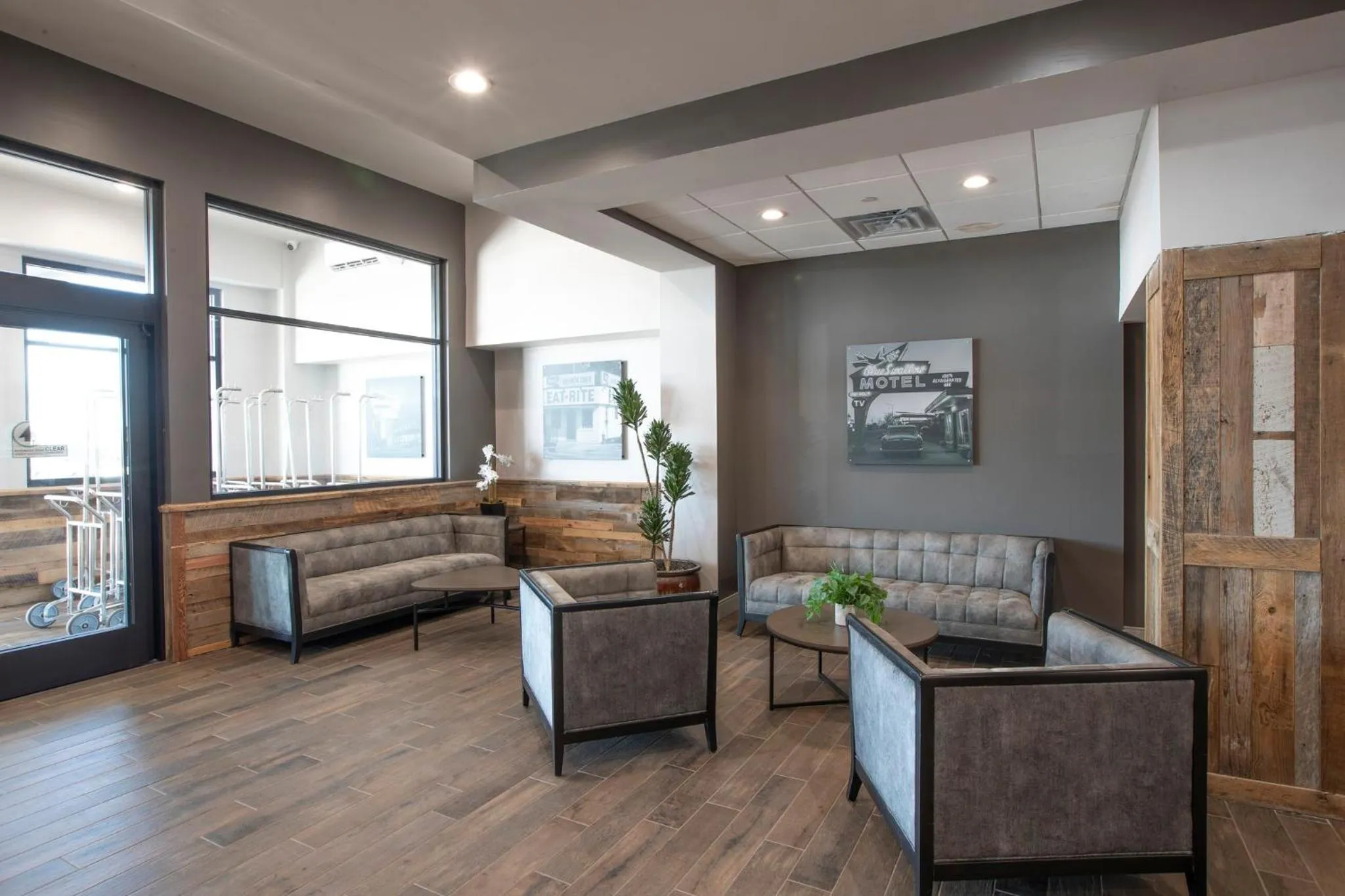 Property building in Holiday Inn St Louis SW - Route 66 by IHG