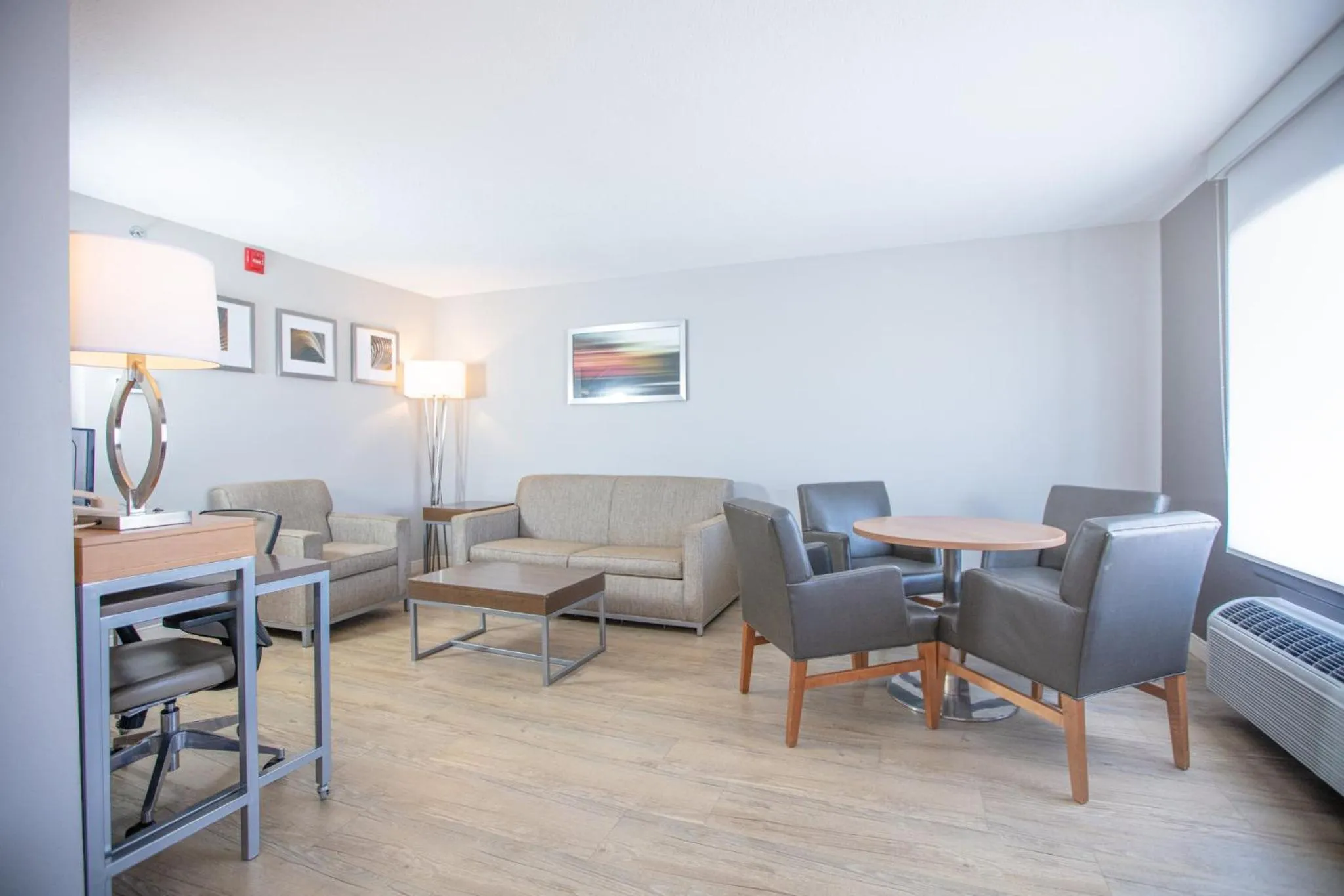 Photo of the whole room in Holiday Inn St Louis SW - Route 66 by IHG