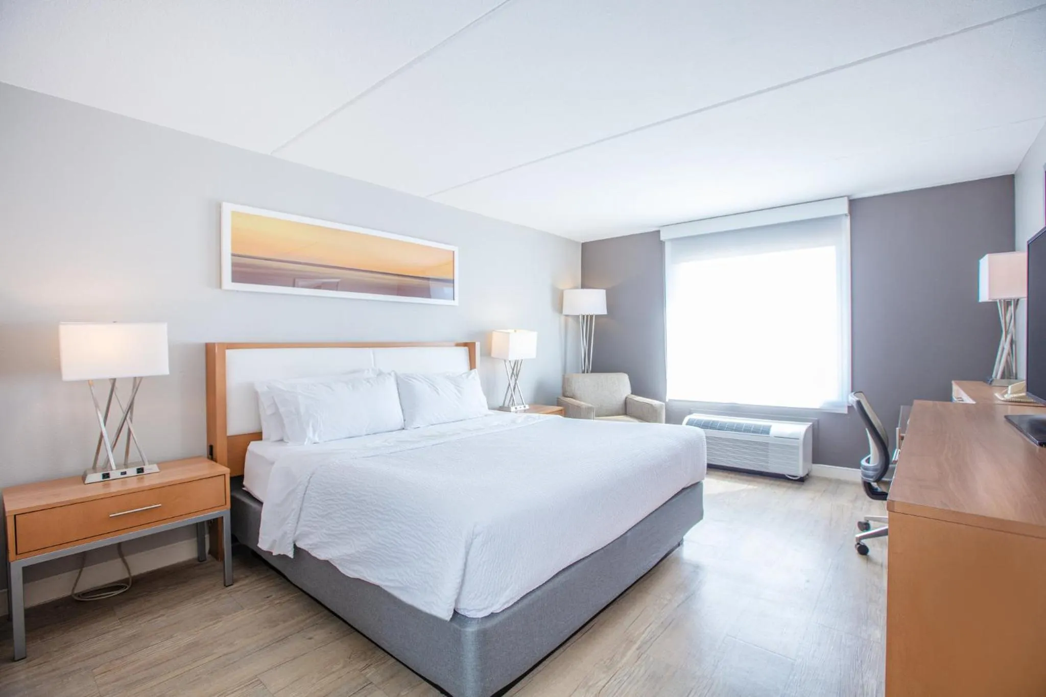 Photo of the whole room, Bed in Holiday Inn St Louis SW - Route 66 by IHG