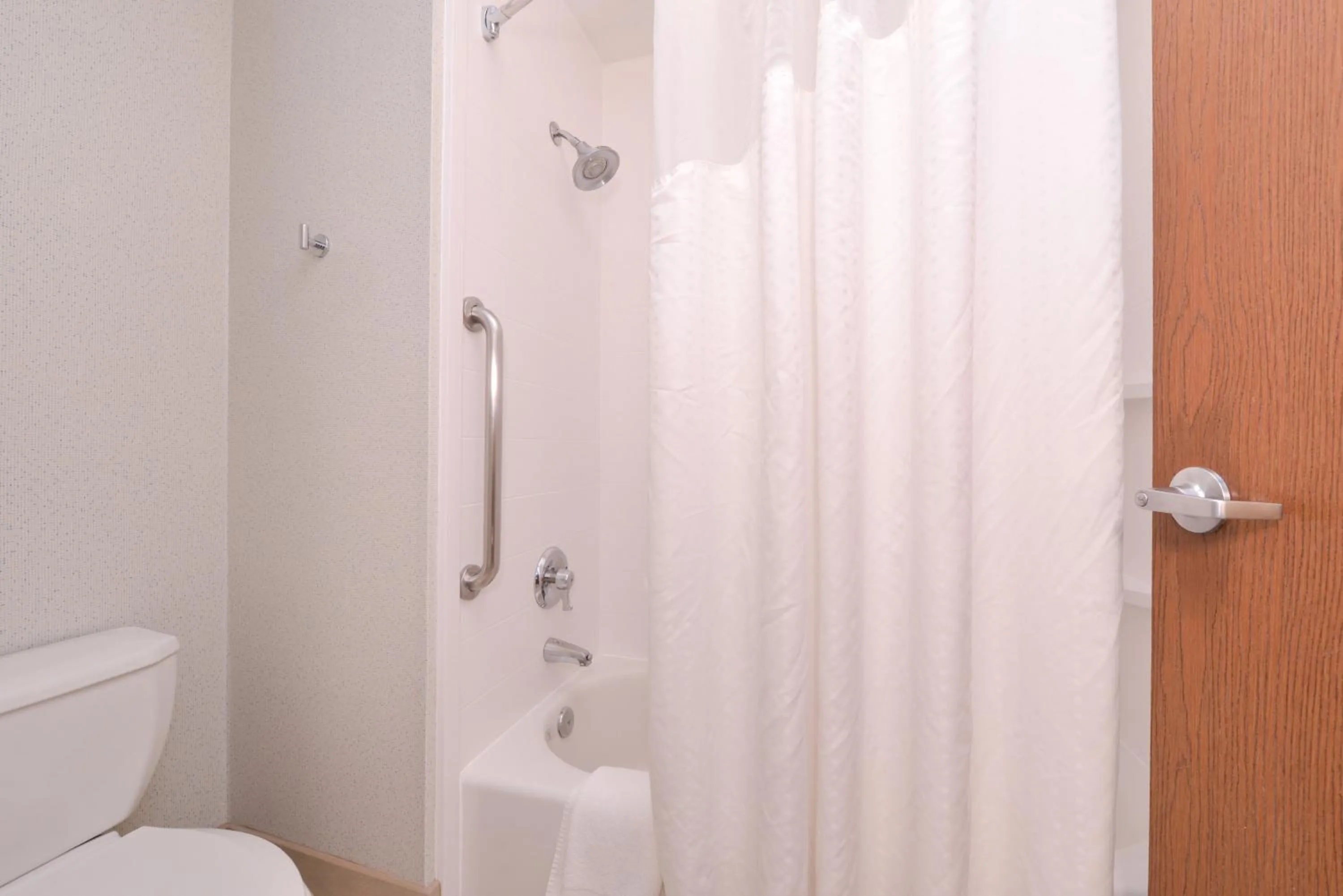 Bathroom in Holiday Inn Express Glenwood Springs Aspen Area by IHG