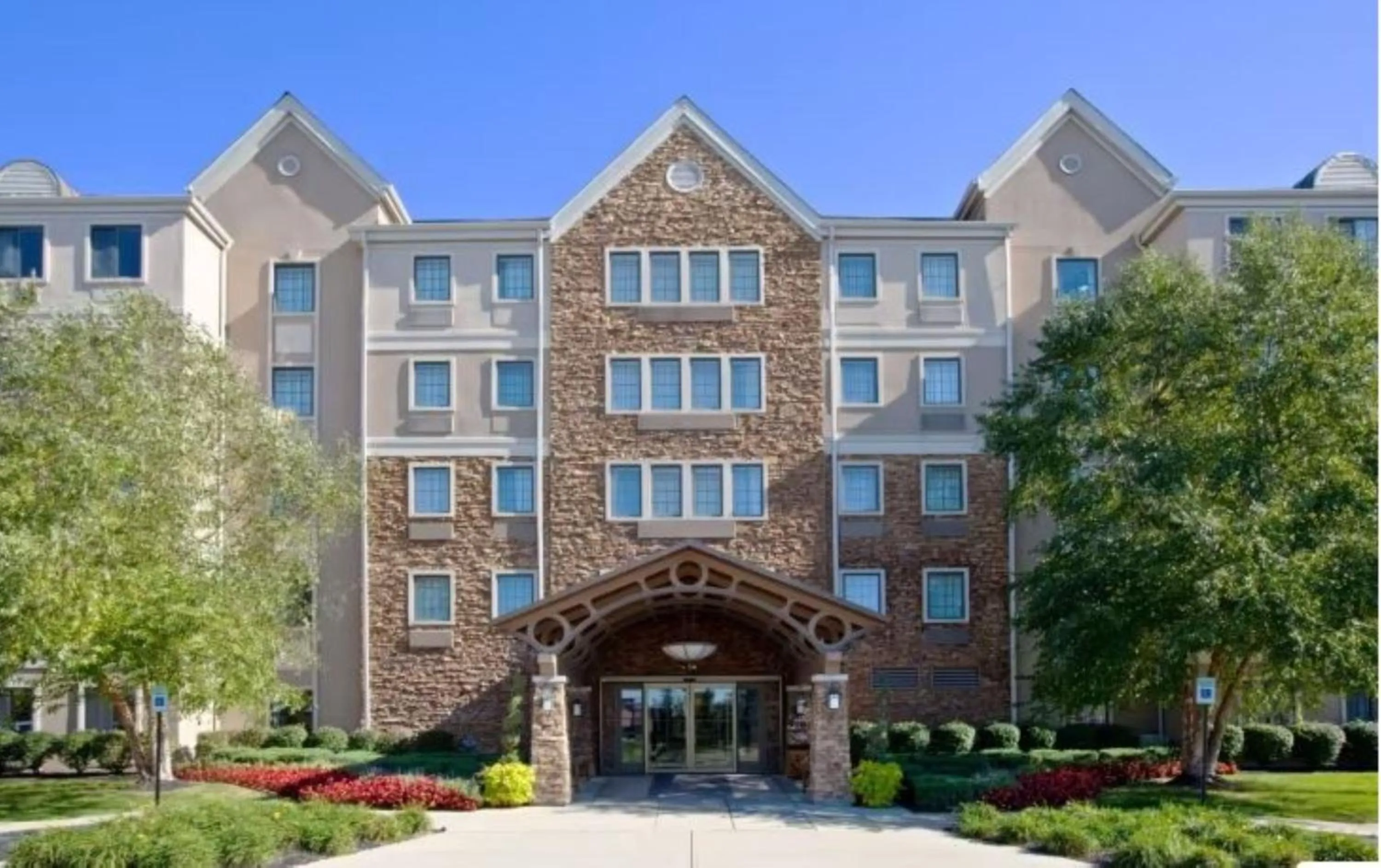 Property building in Staybridge Suites Indianapolis-Fishers by IHG