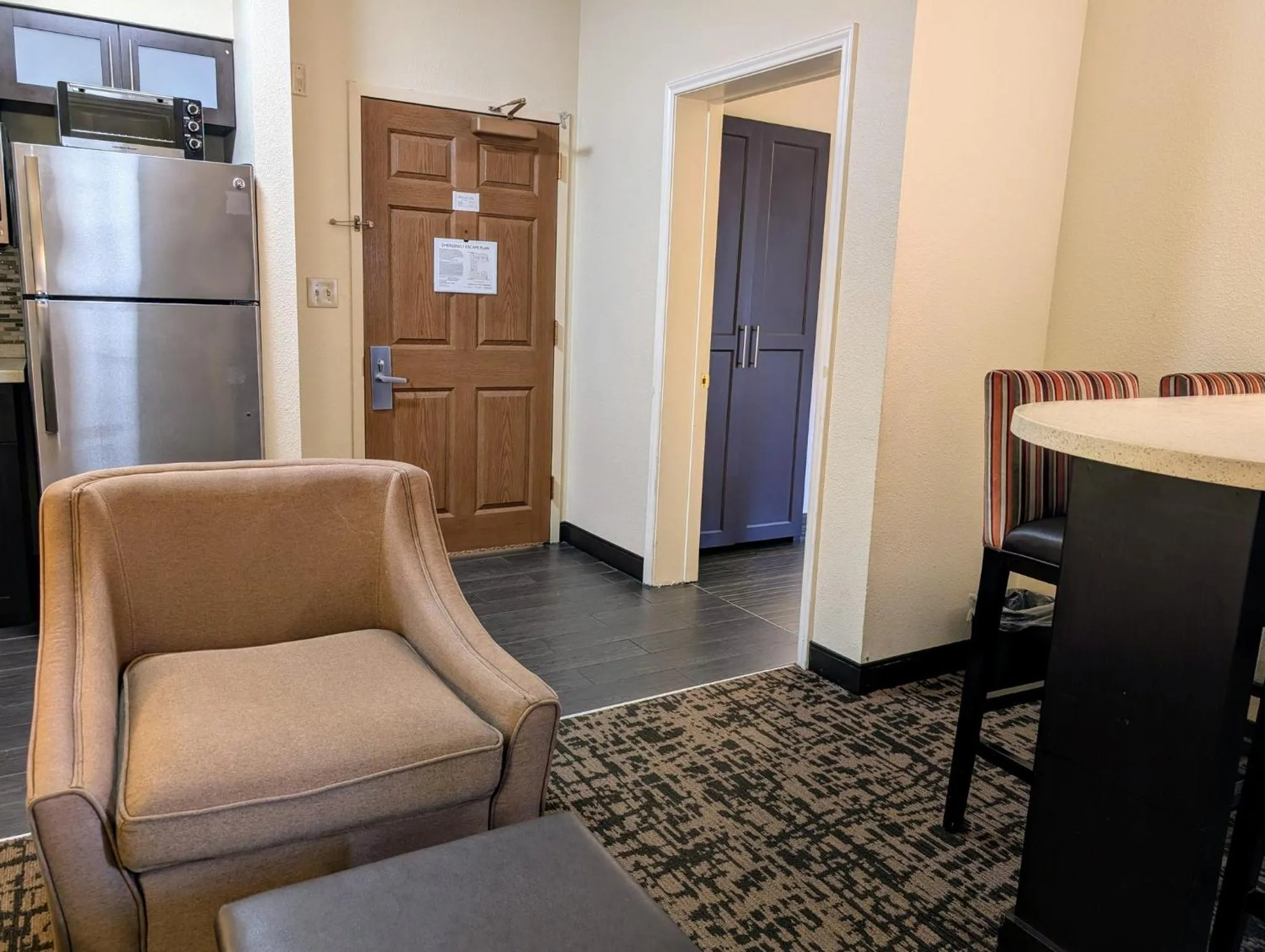 Photo of the whole room in Staybridge Suites Indianapolis-Fishers by IHG