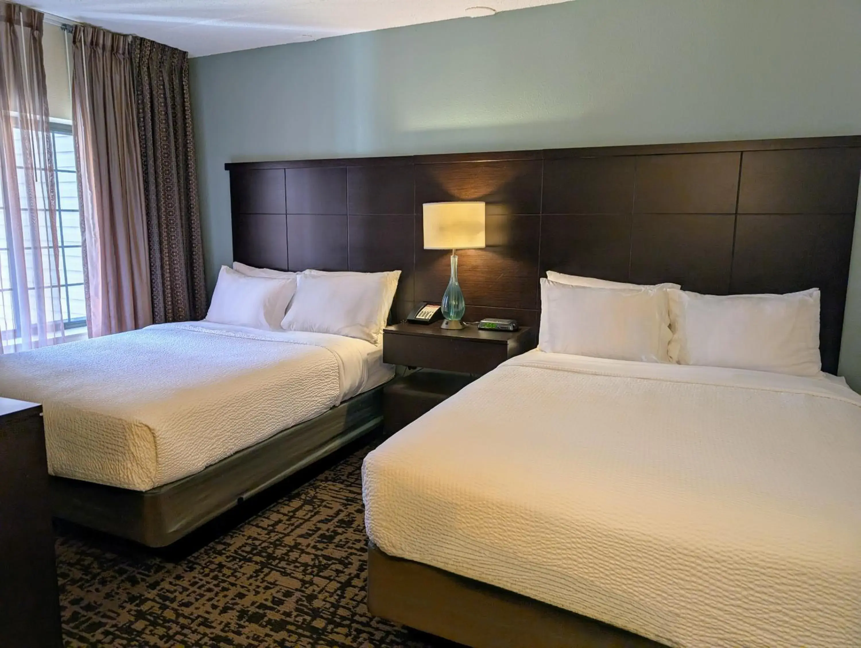 Bedroom, Bed in Staybridge Suites Indianapolis-Fishers by IHG Bedroom, Bed in Staybridge Suites Indianapolis-Fishers by IHG