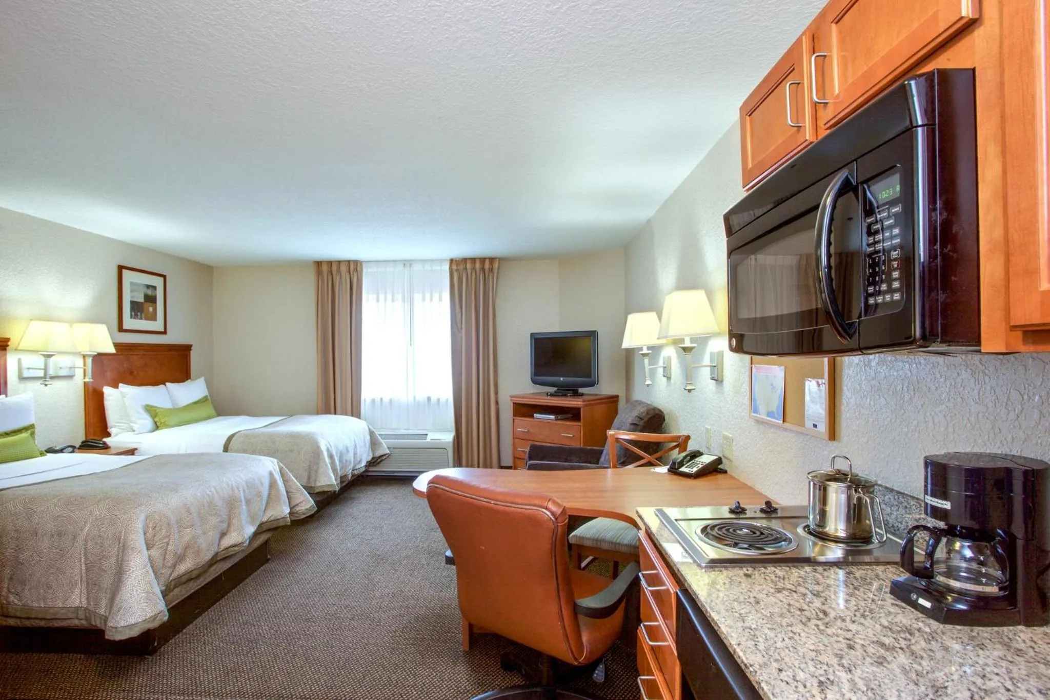 Bedroom, Bed in Candlewood Suites Chesapeake-Suffolk by IHG