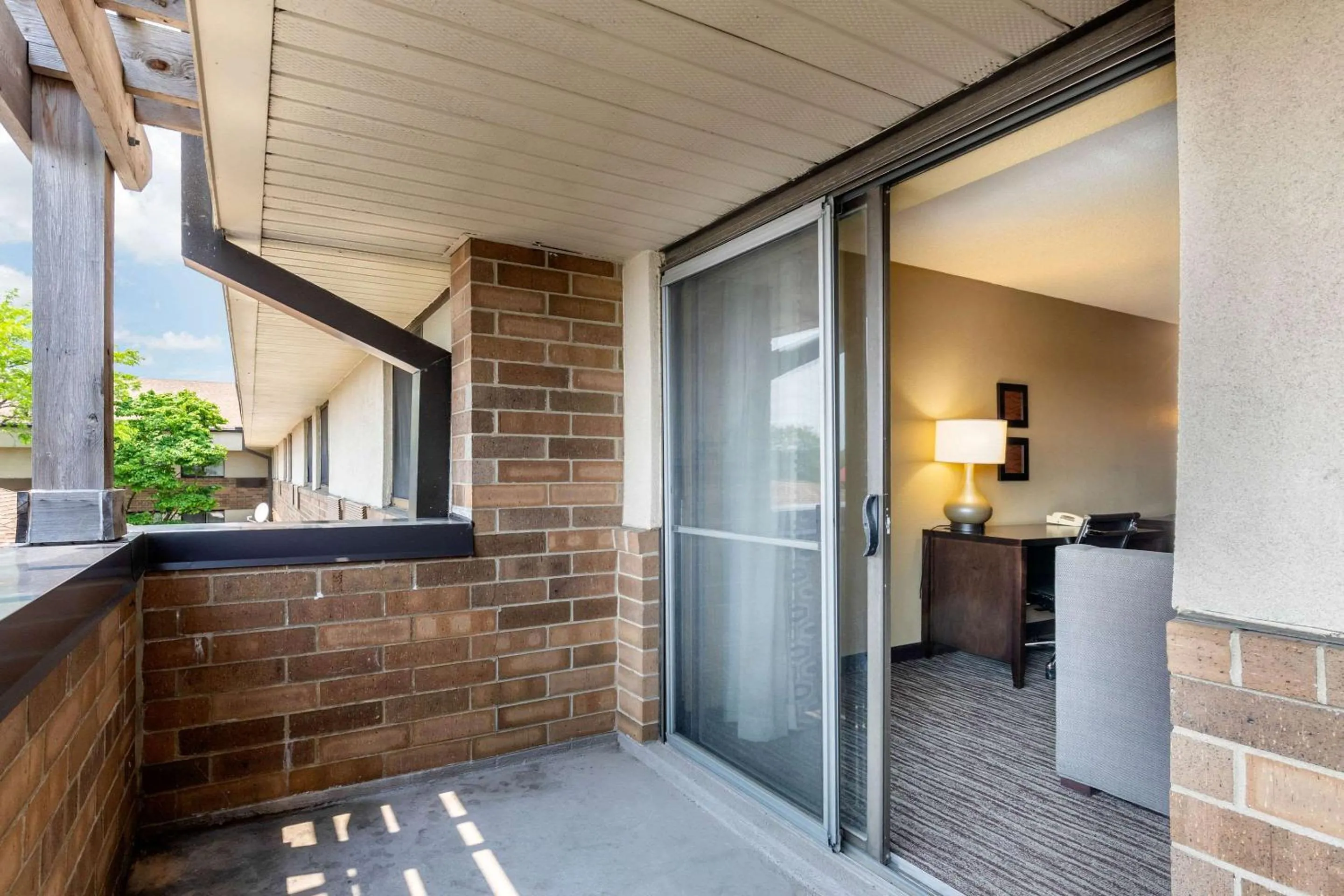 Bedroom in Suburban Studios Arlington Heights Elk Grove