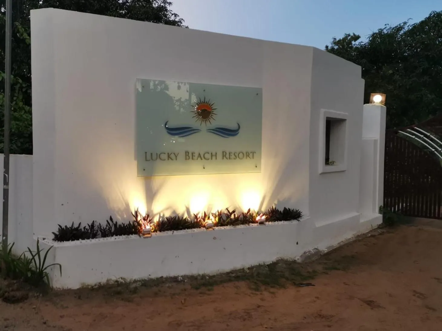 Lucky Beach Resort