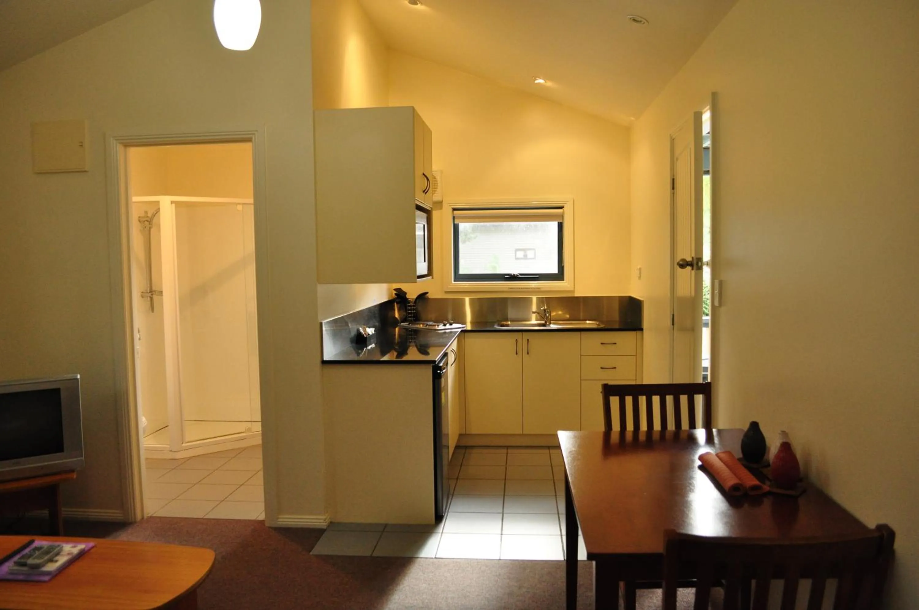 Area and facilities in BIG4 Strahan Holiday Retreat