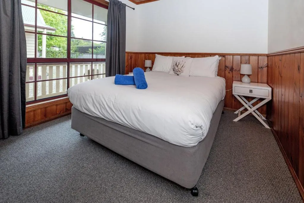 Bed in BIG4 Strahan Holiday Retreat