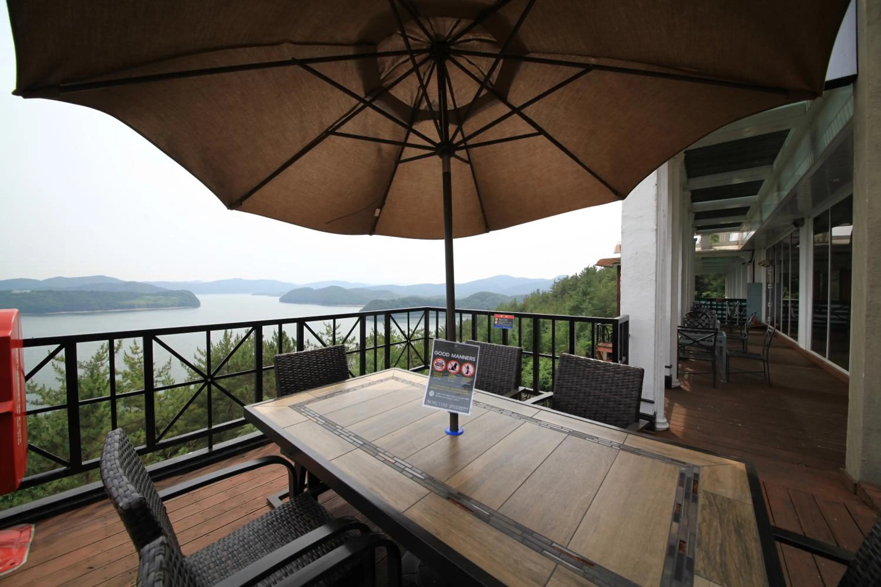 Property building in Asia Lakeside Hotel