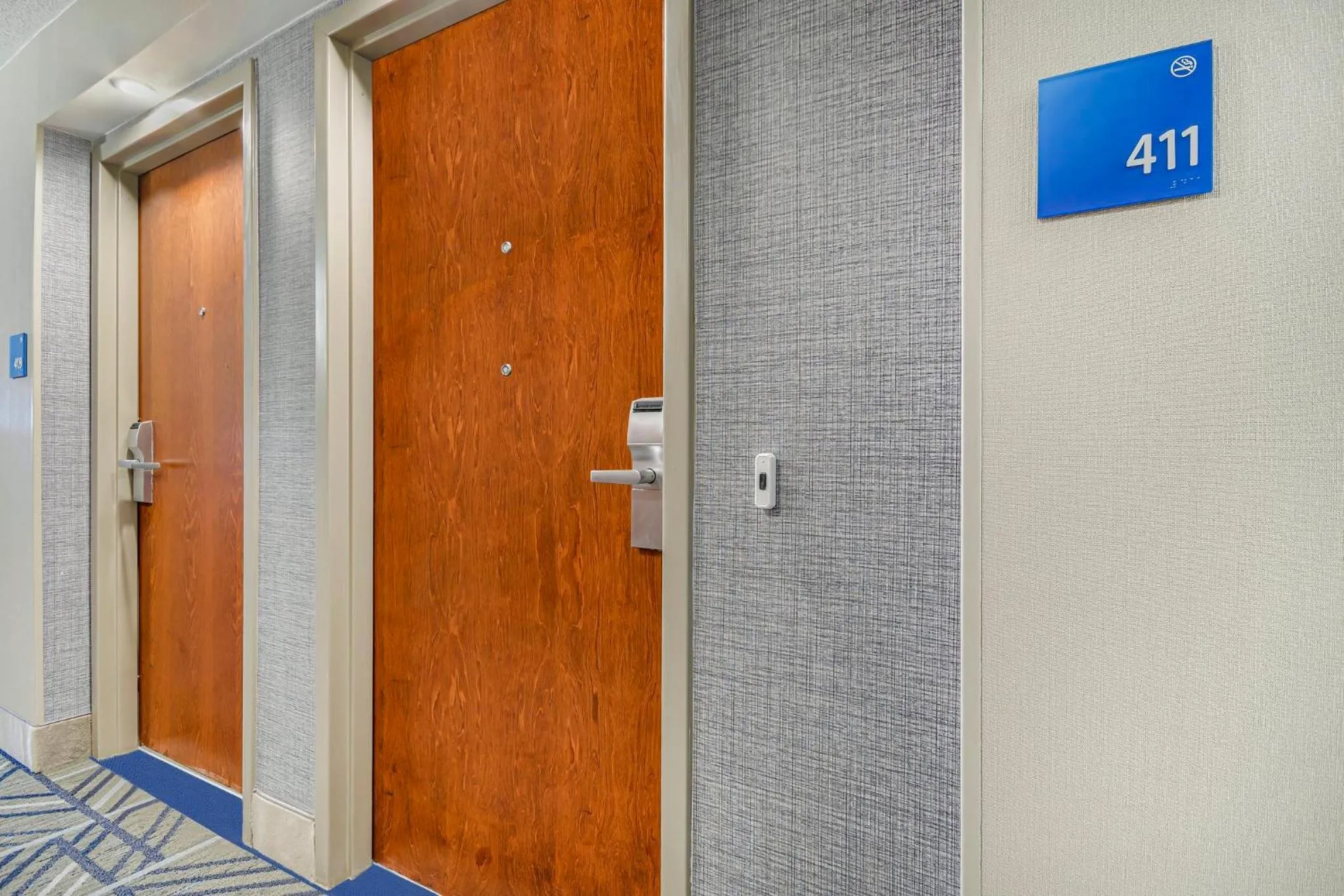 Lobby or reception in Holiday Inn Express & Suites Buffalo Airport by IHG