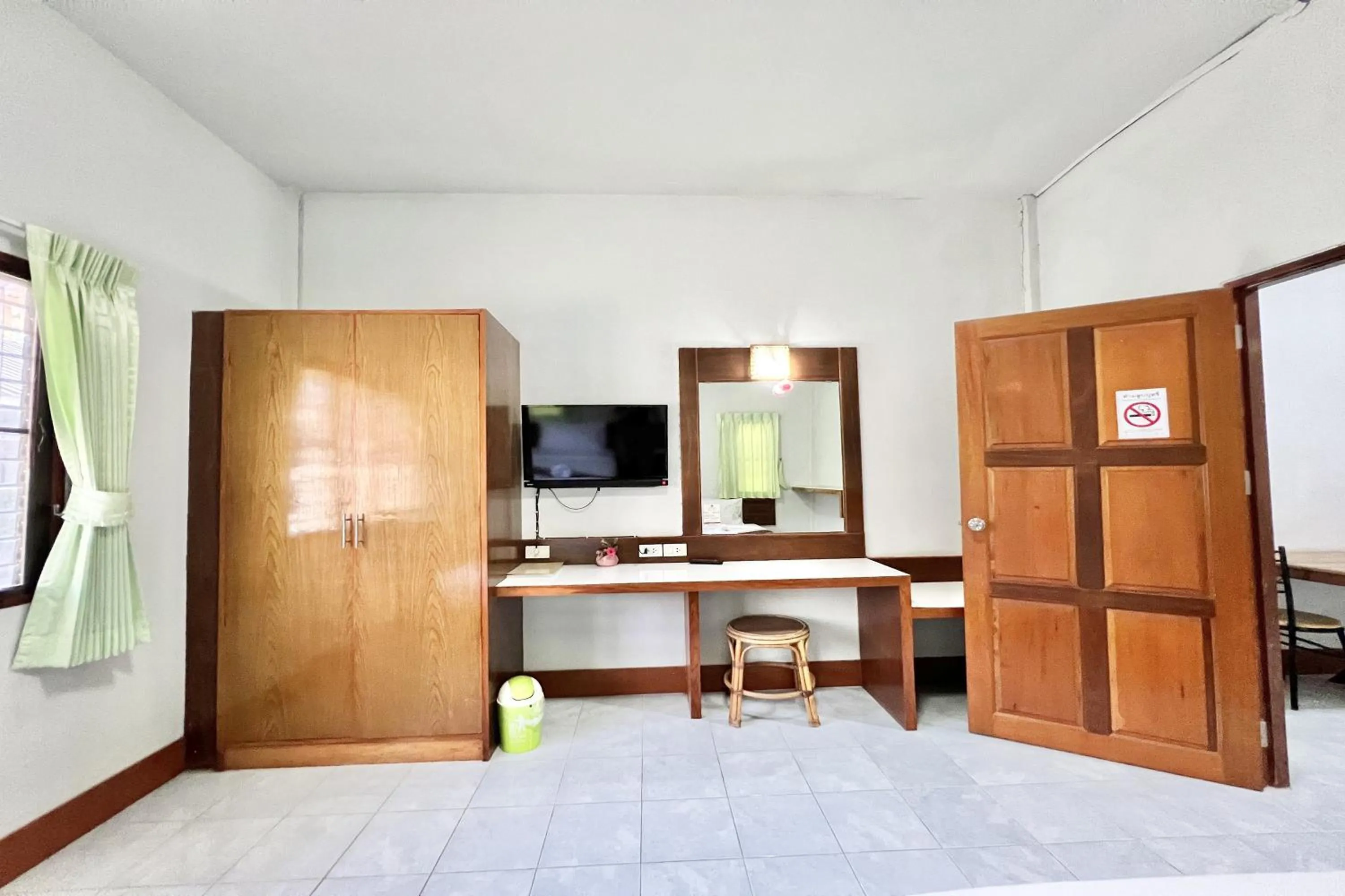 TV and multimedia in Ruentara Resort & Villa