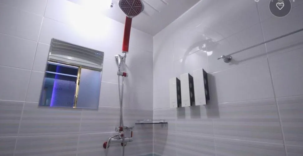 Bathroom in Jinju GnG Motel