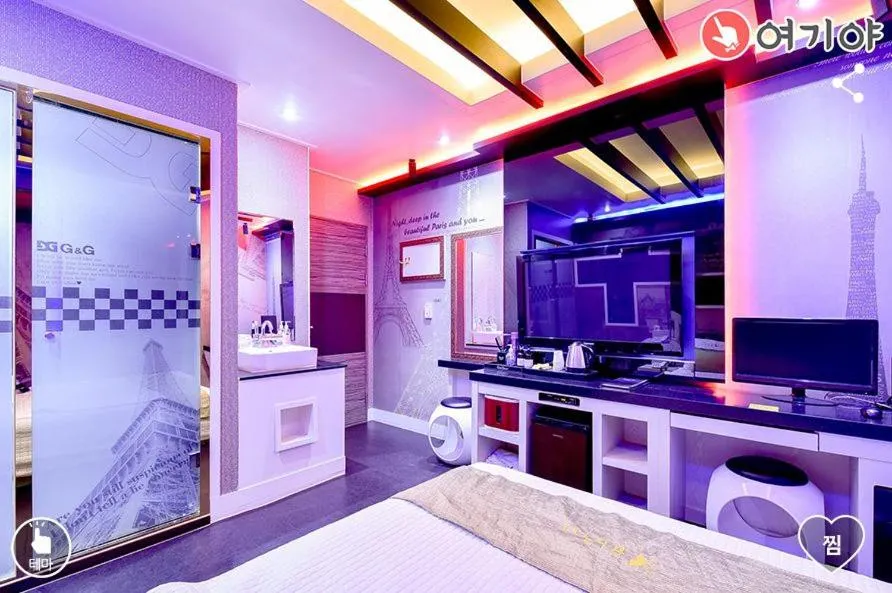 Bed in Jinju GnG Motel