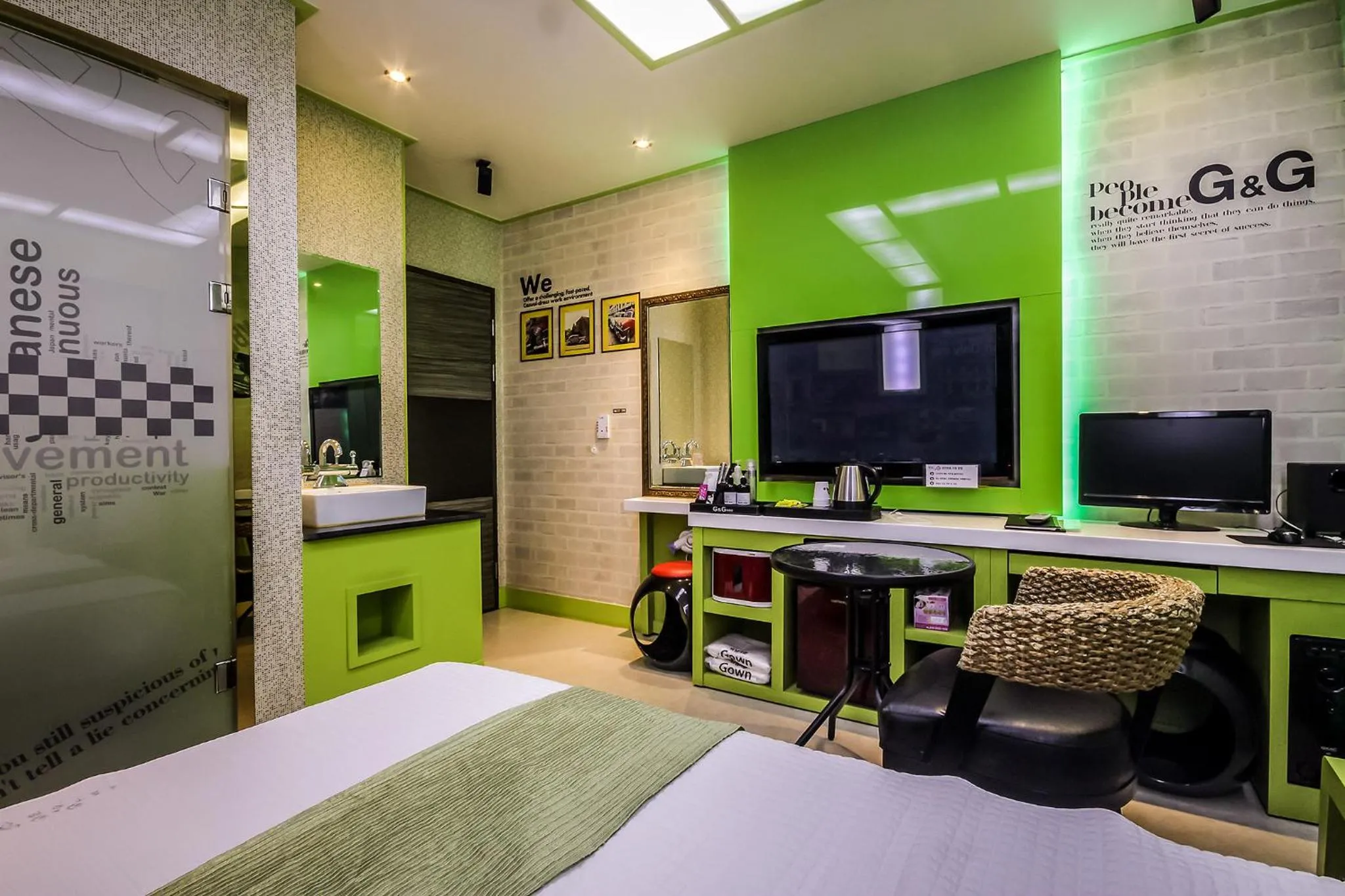 Bed in Jinju GnG Motel
