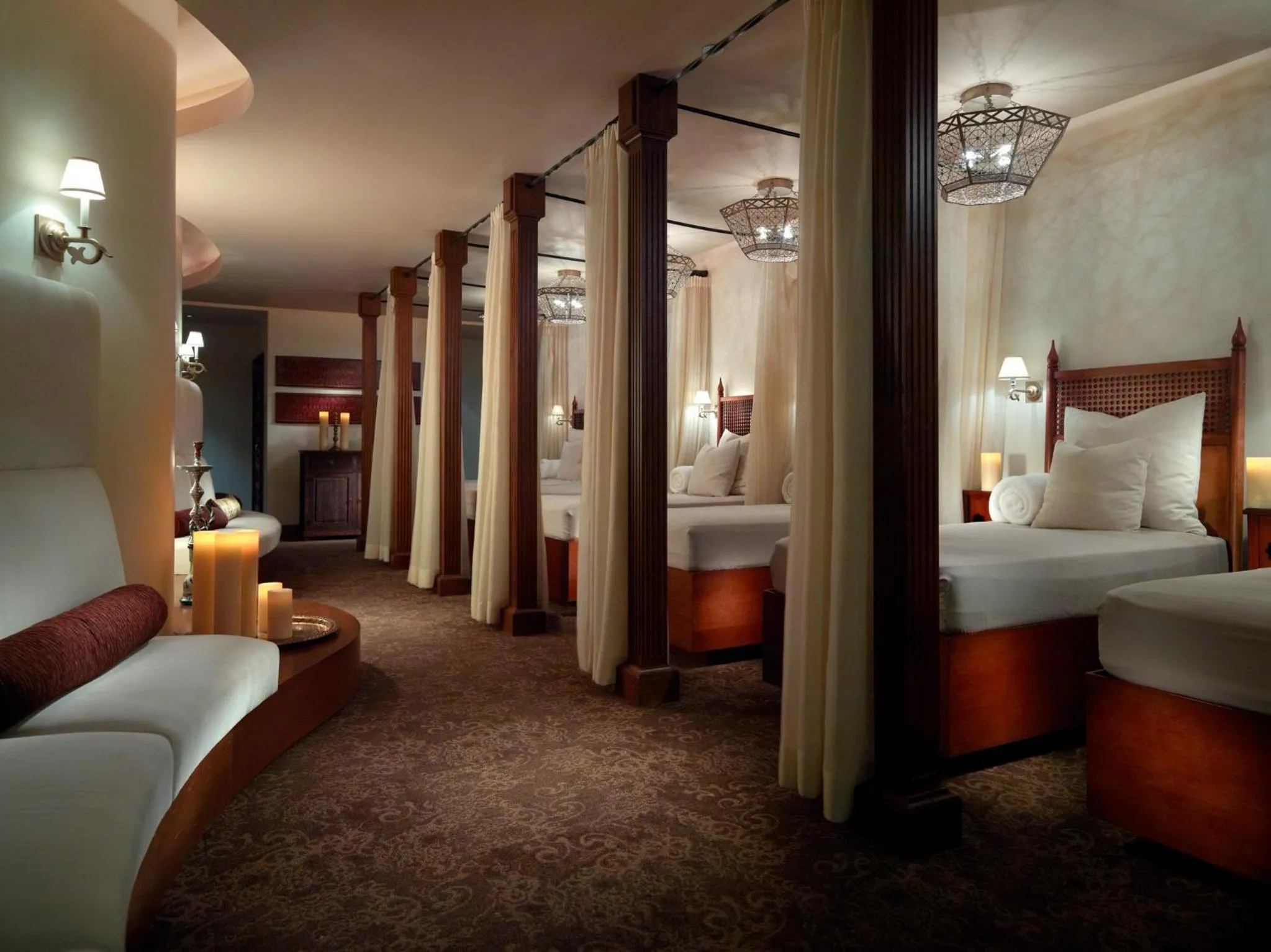 Spa and wellness centre/facilities, Bed in Omni Scottsdale Resort & Spa at Montelucia