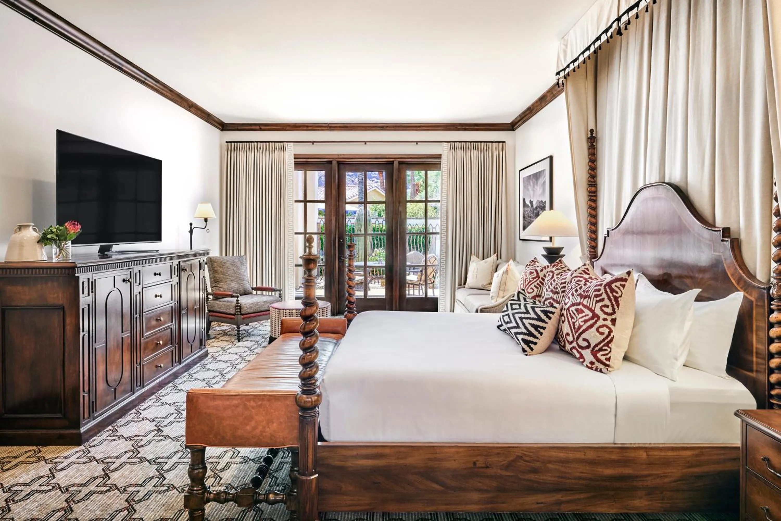 Photo of the whole room, Bed in Omni Scottsdale Resort & Spa at Montelucia