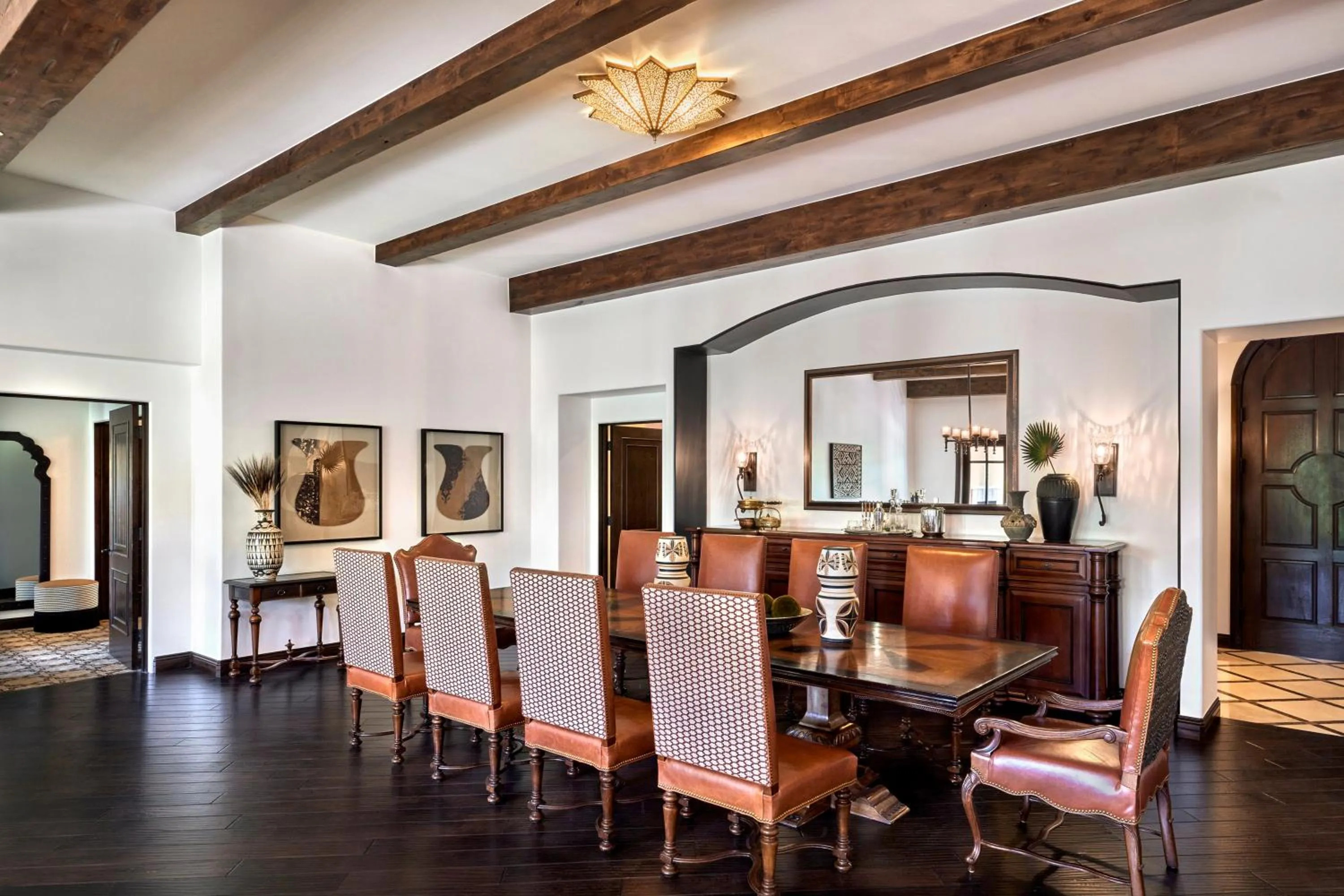 Photo of the whole room in Omni Scottsdale Resort & Spa at Montelucia