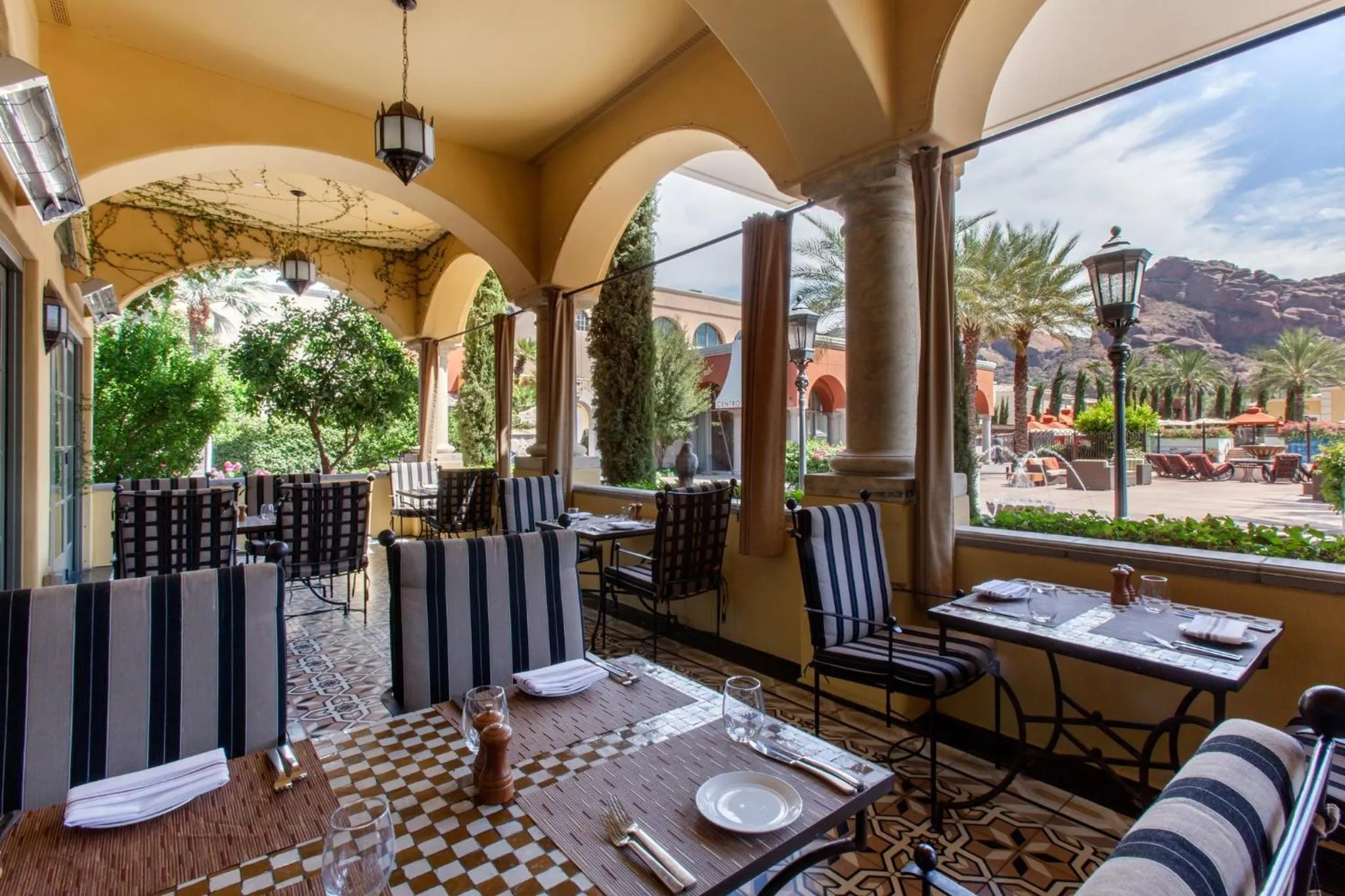Restaurant/places to eat in Omni Scottsdale Resort & Spa at Montelucia