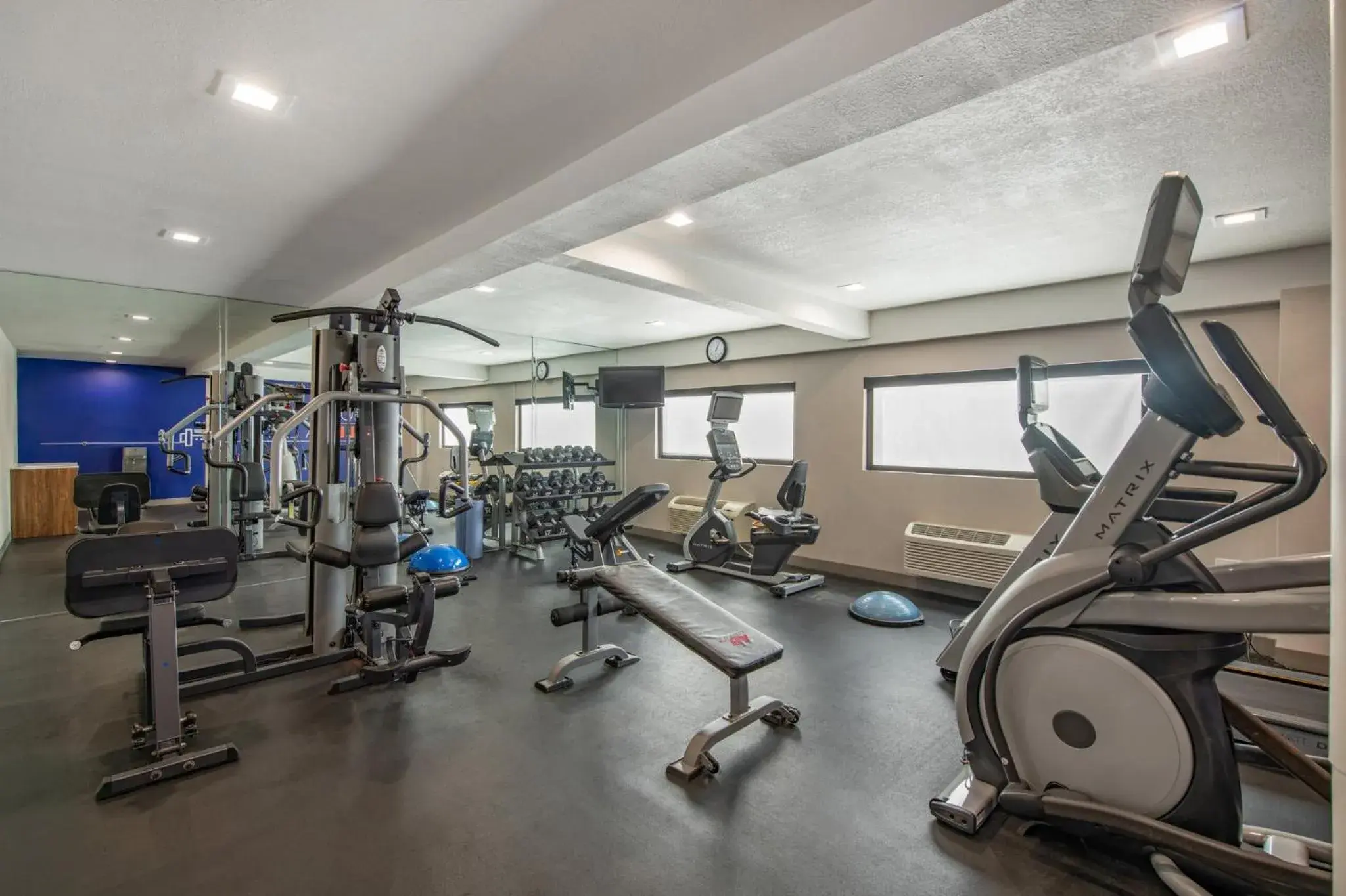 Fitness centre/facilities in Holiday Inn Express San Diego South - National City by IHG Fitness centre/facilities in Holiday Inn Express San Diego South - National City by IHG