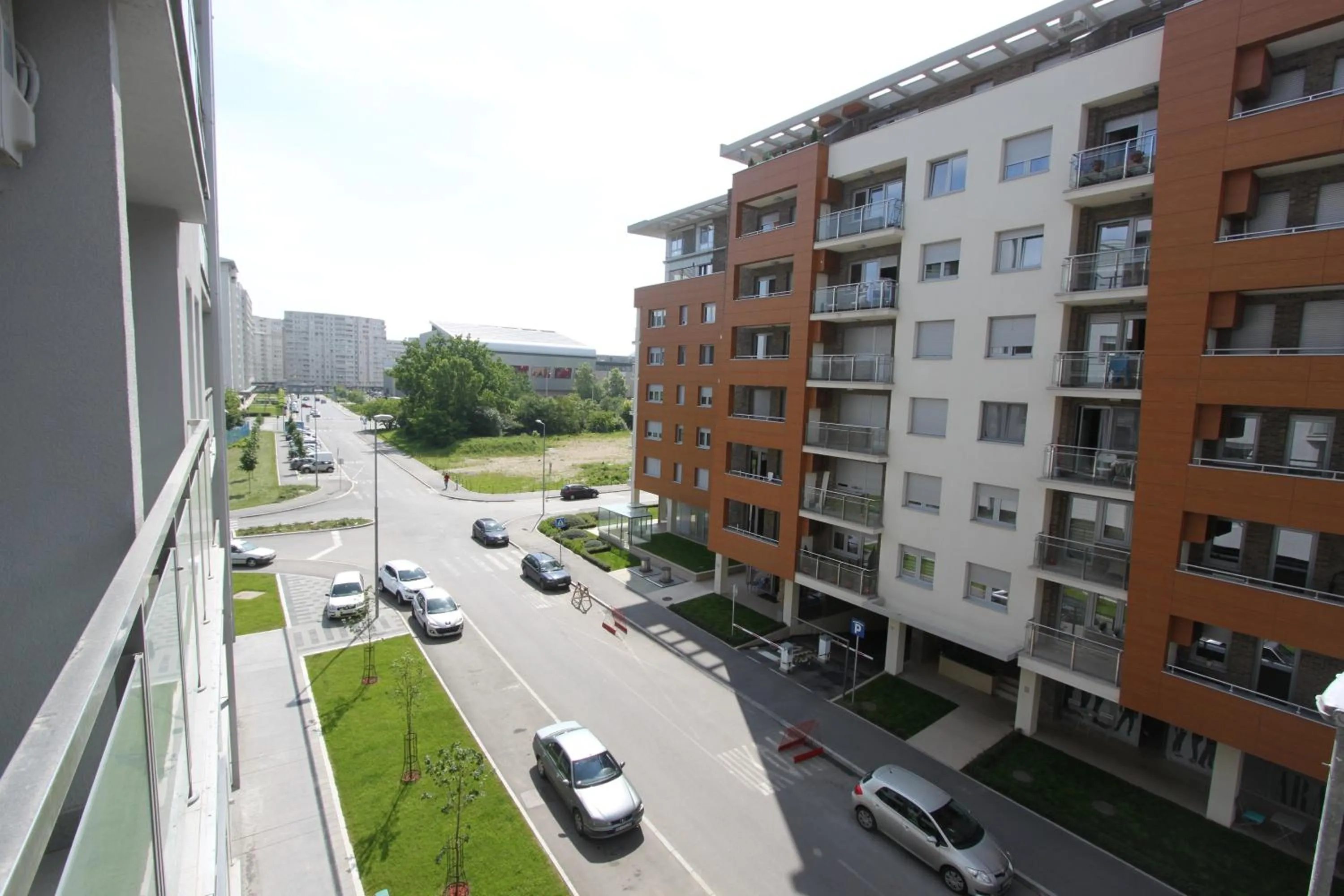 Facade/entrance in New Belgrade Apartments Magnetic, parking 5 evra dan