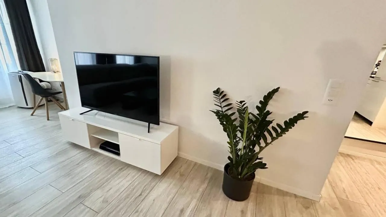 Paradeplatz Apartment by Airhome